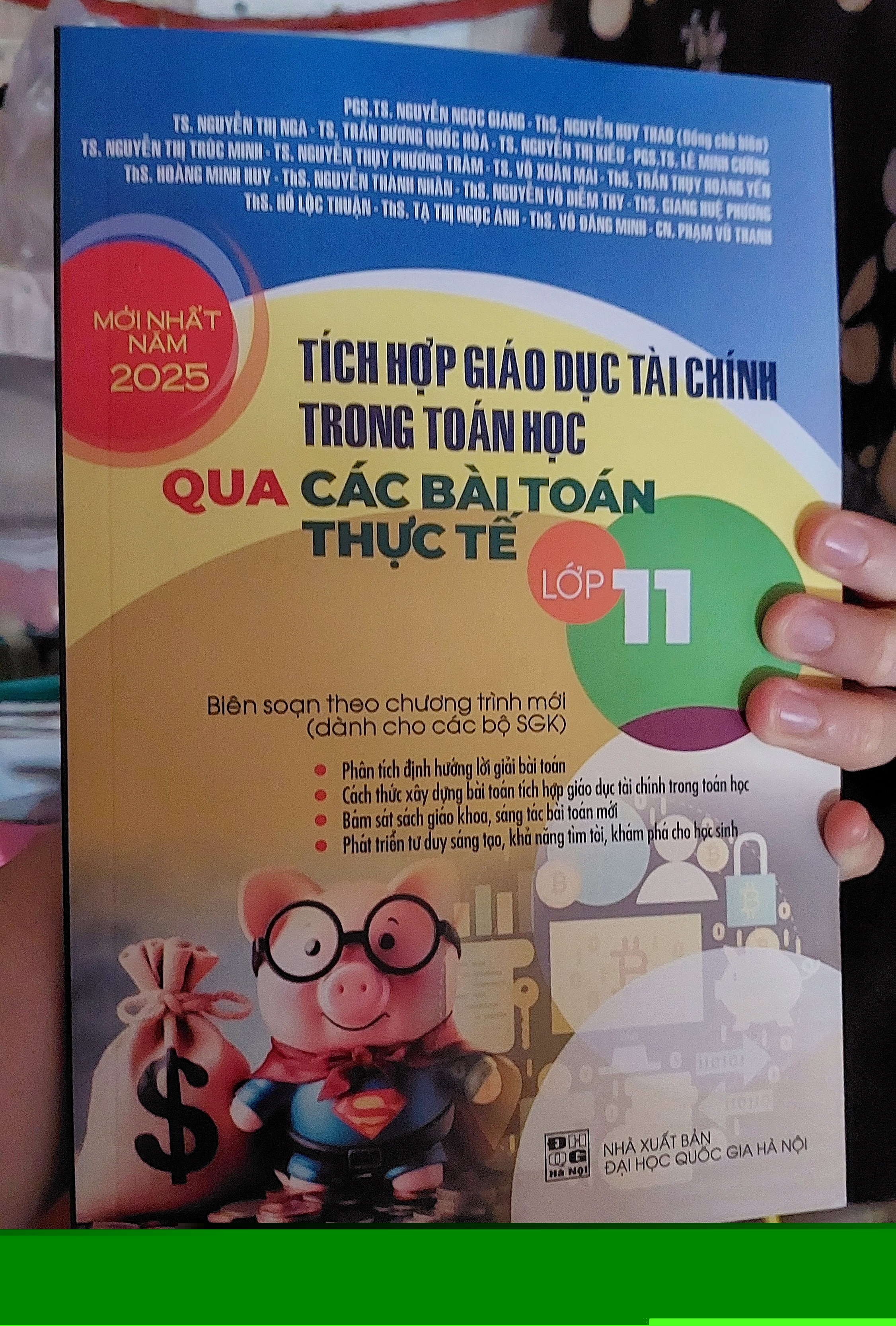 Tích hợp giáo dục tài chính trong toán học thông qua các bài toán thực tế lớp 11