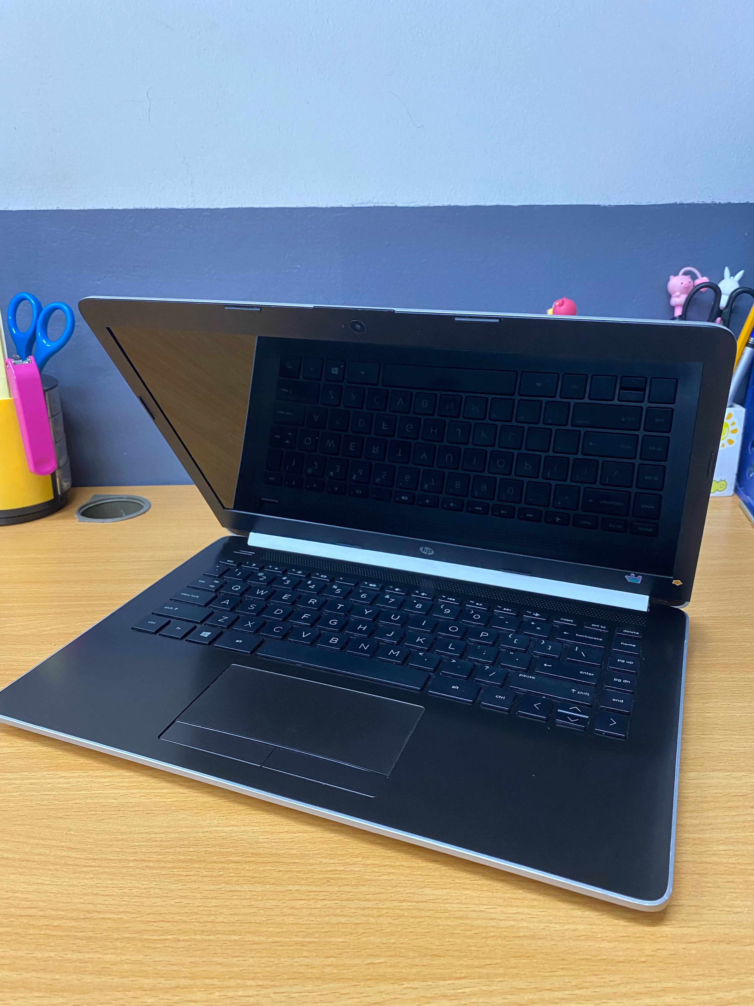 Laptop HP/8GB/700GB (HDD+SDD)/ màu xám bạc 22552