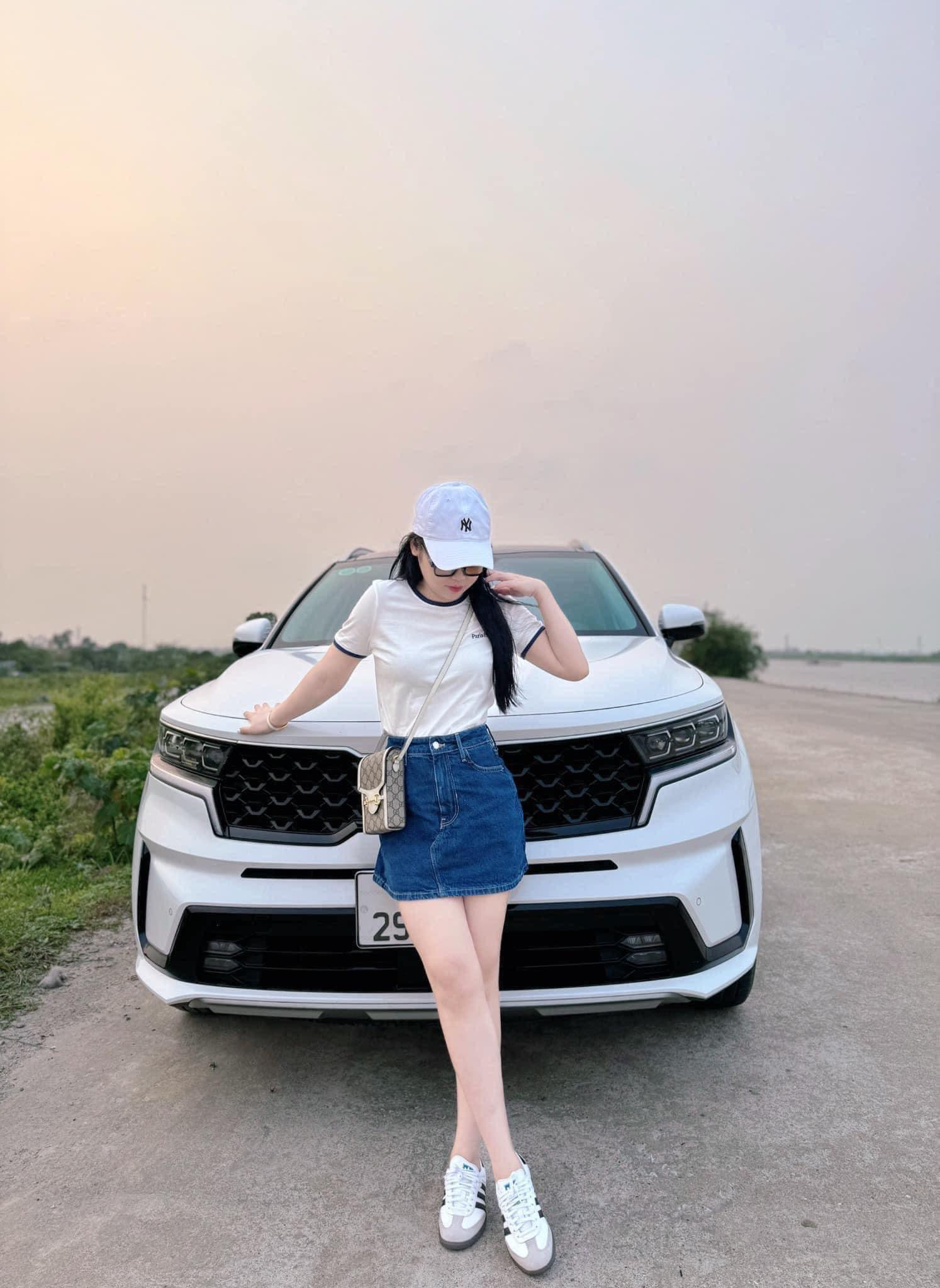 Chân váy hãng ZARA nguyên mác màu xanh chưa sử dụng size M
