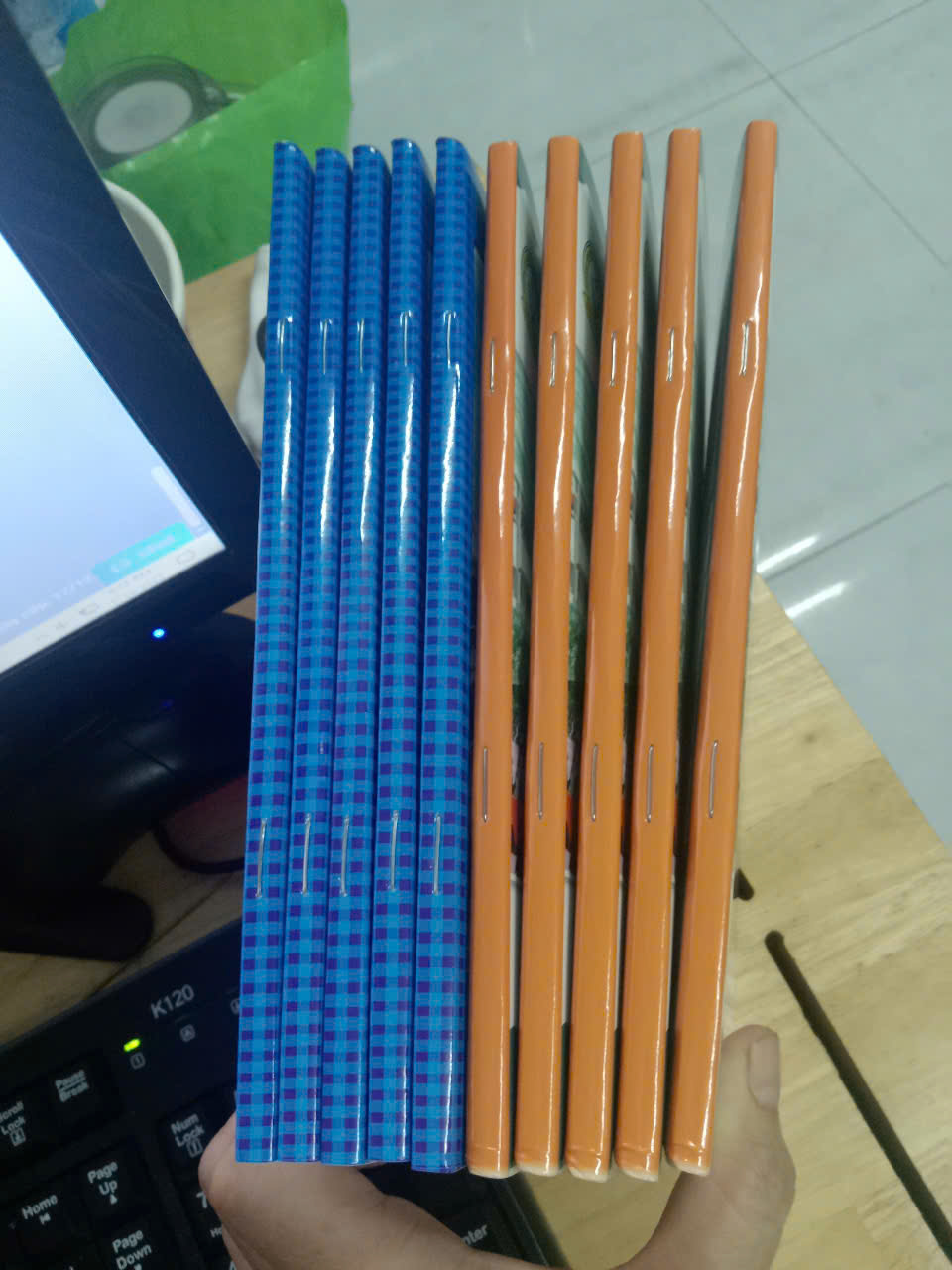 Tập học sinh