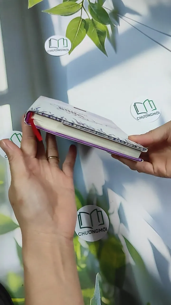 [MIỄN PHÍ BỌC SÁCH] Truyện Ngắn Con Bướm Tím - Rệp Nâu 750815