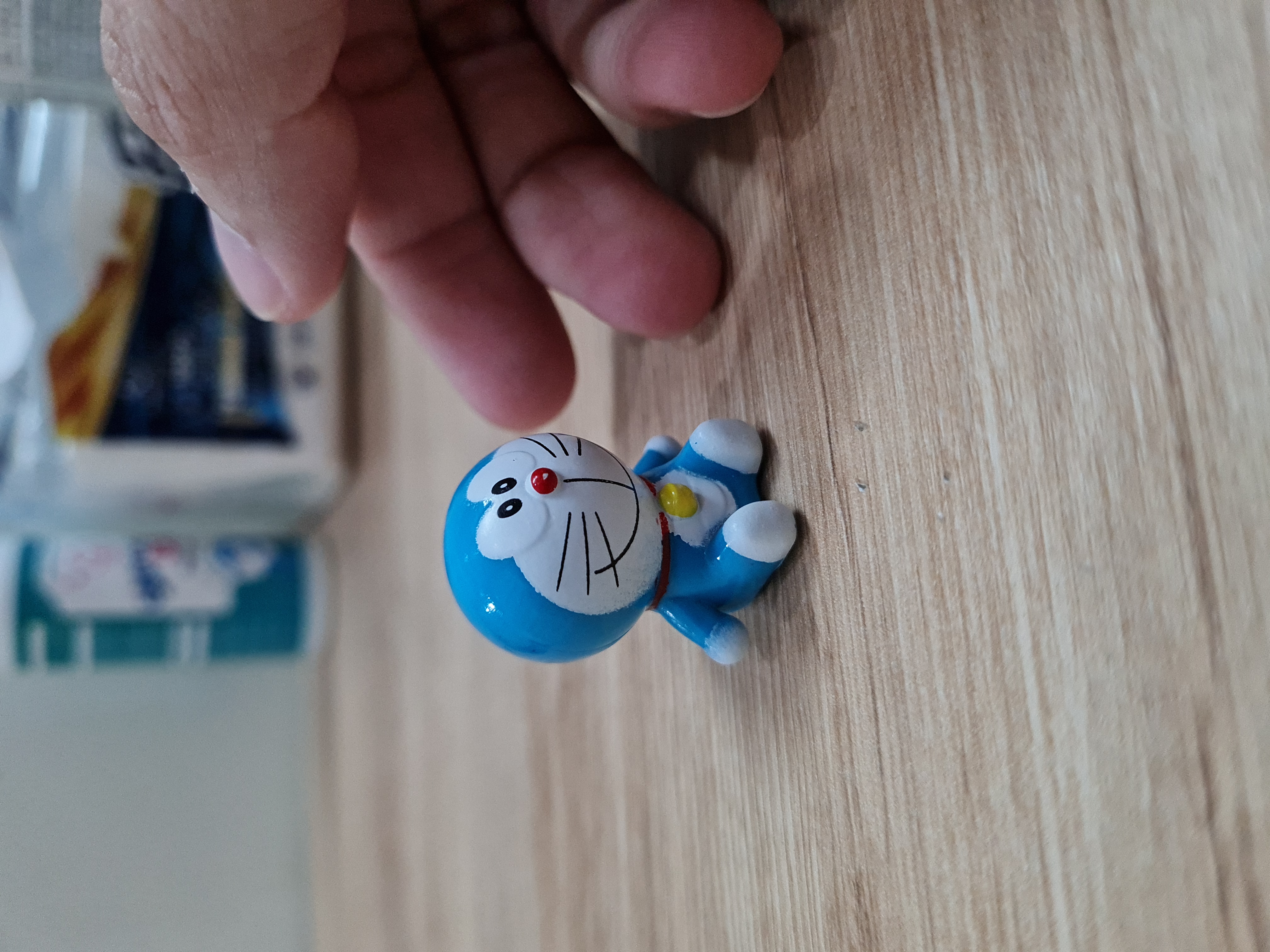 Figure Doraemon chính hãng 3.5cm