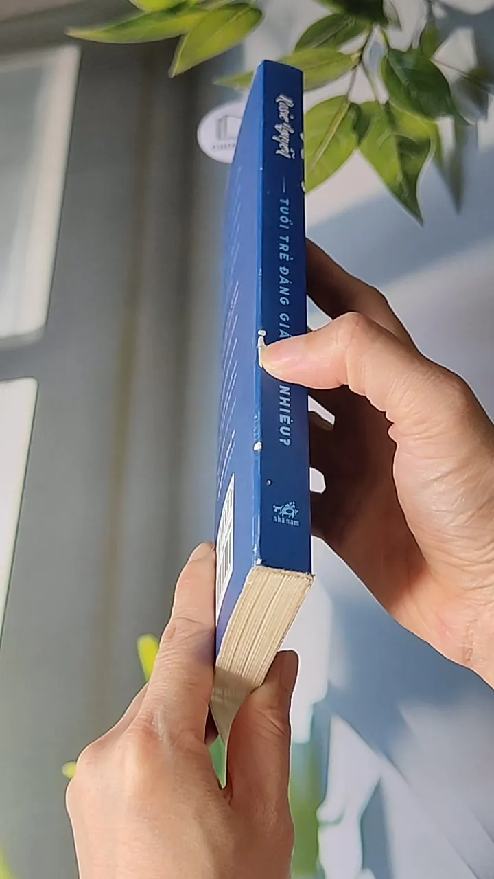 Tuổi trẻ đáng giá bao nhiêu? - Rossie Nguyễn 607729