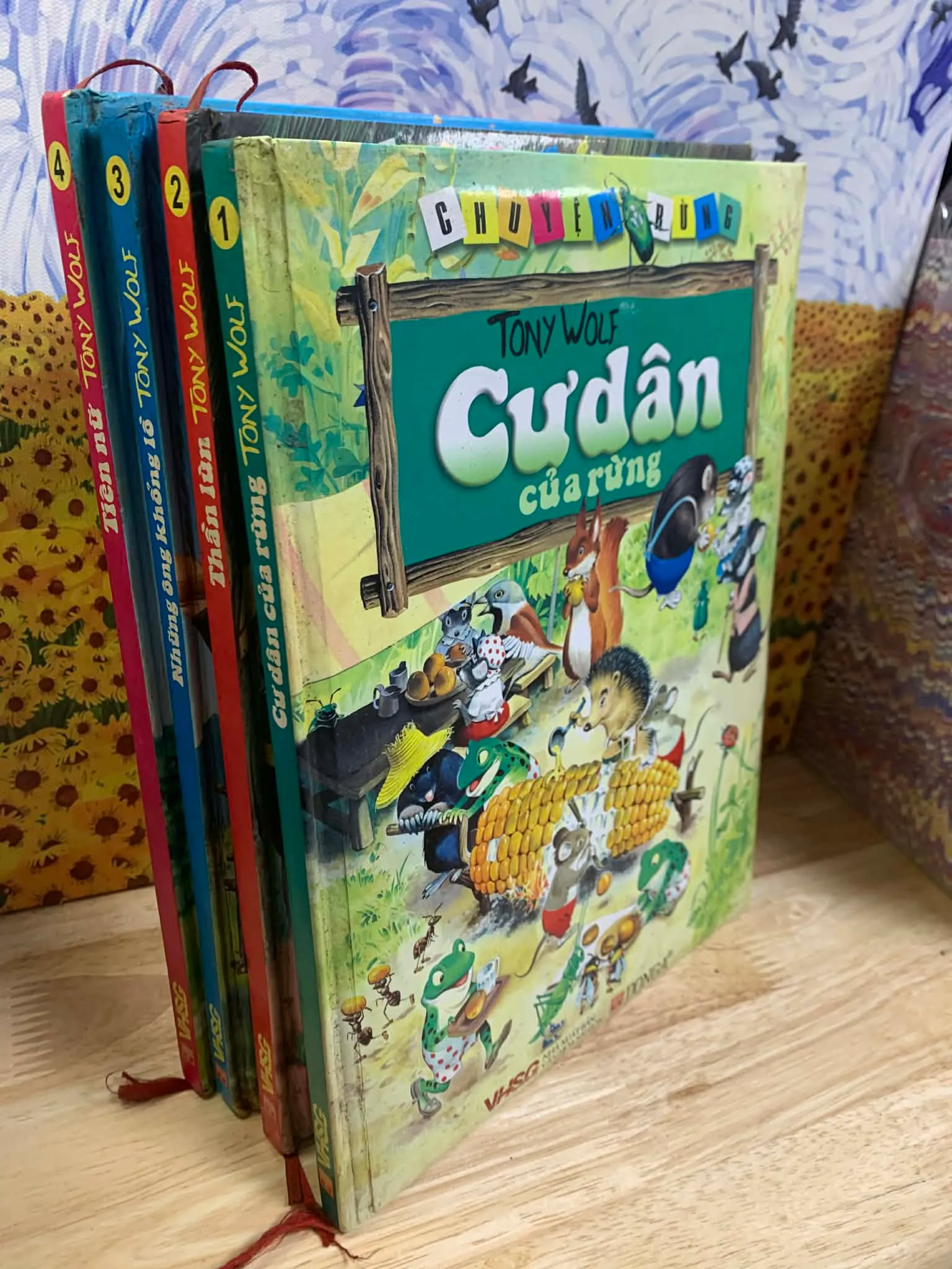 Combo Sách Chuyện Rừng (Bộ 4 Cuốn) Bìa Cứng - Tony Wolf