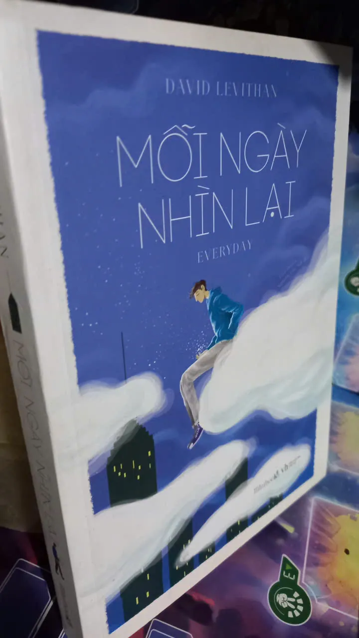 mỗi ngày nhỉn lại