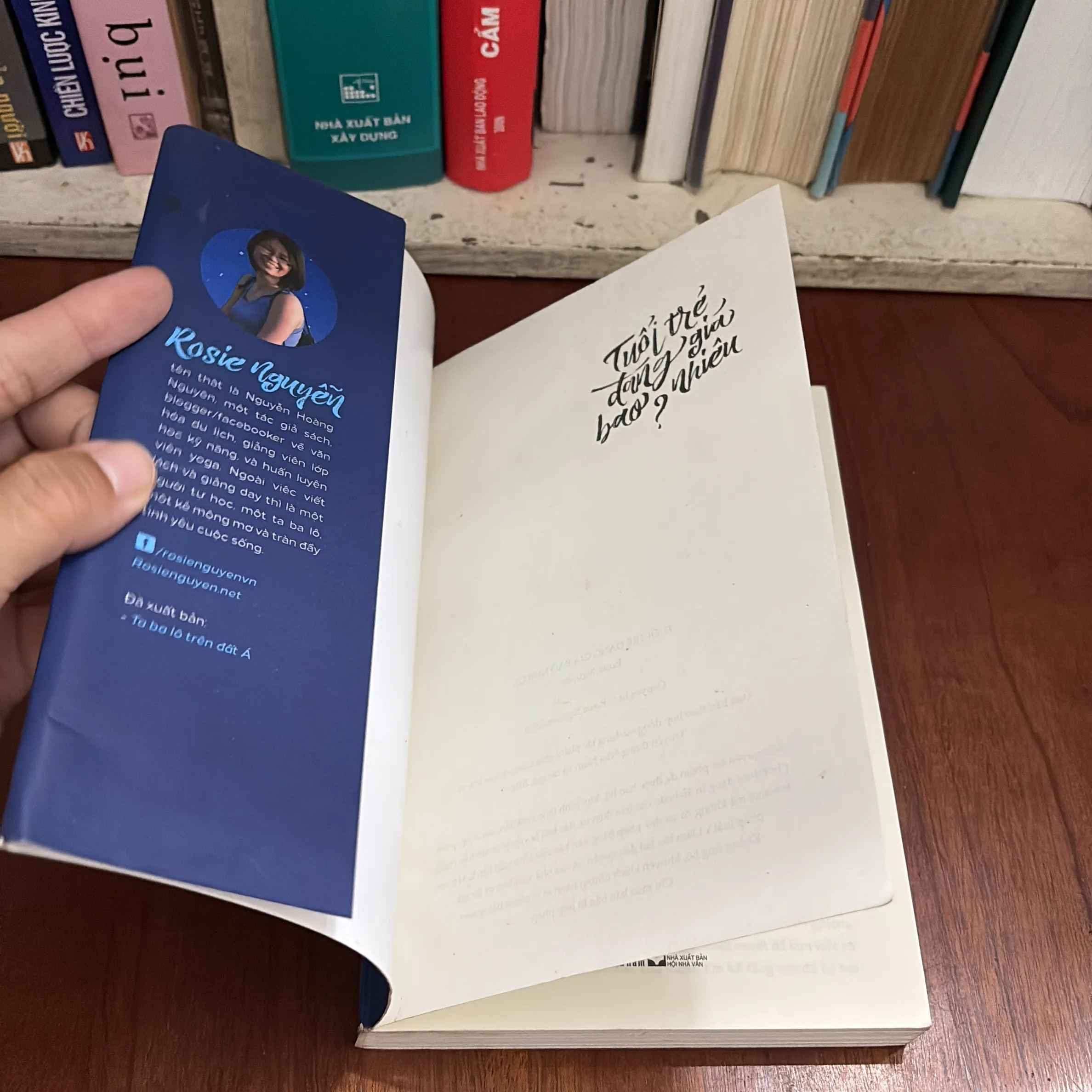 II Sách Kỹ Năng: Tuổi Trẻ Đáng Giá Bao Nhiêu? - ROSIE NGUYỄN - 2017 640133