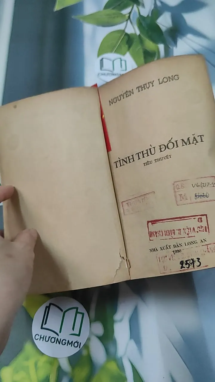 [XƯA] Tình Thù Đối Mặt (1990) - Nguyễn Thụy Long 776020