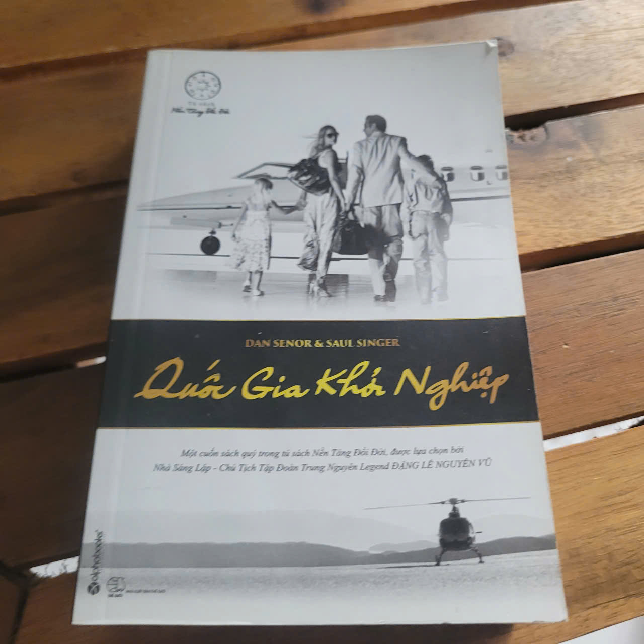 Doanh Gia Khởi Nghiệp	Dan Senor & Saul Singer