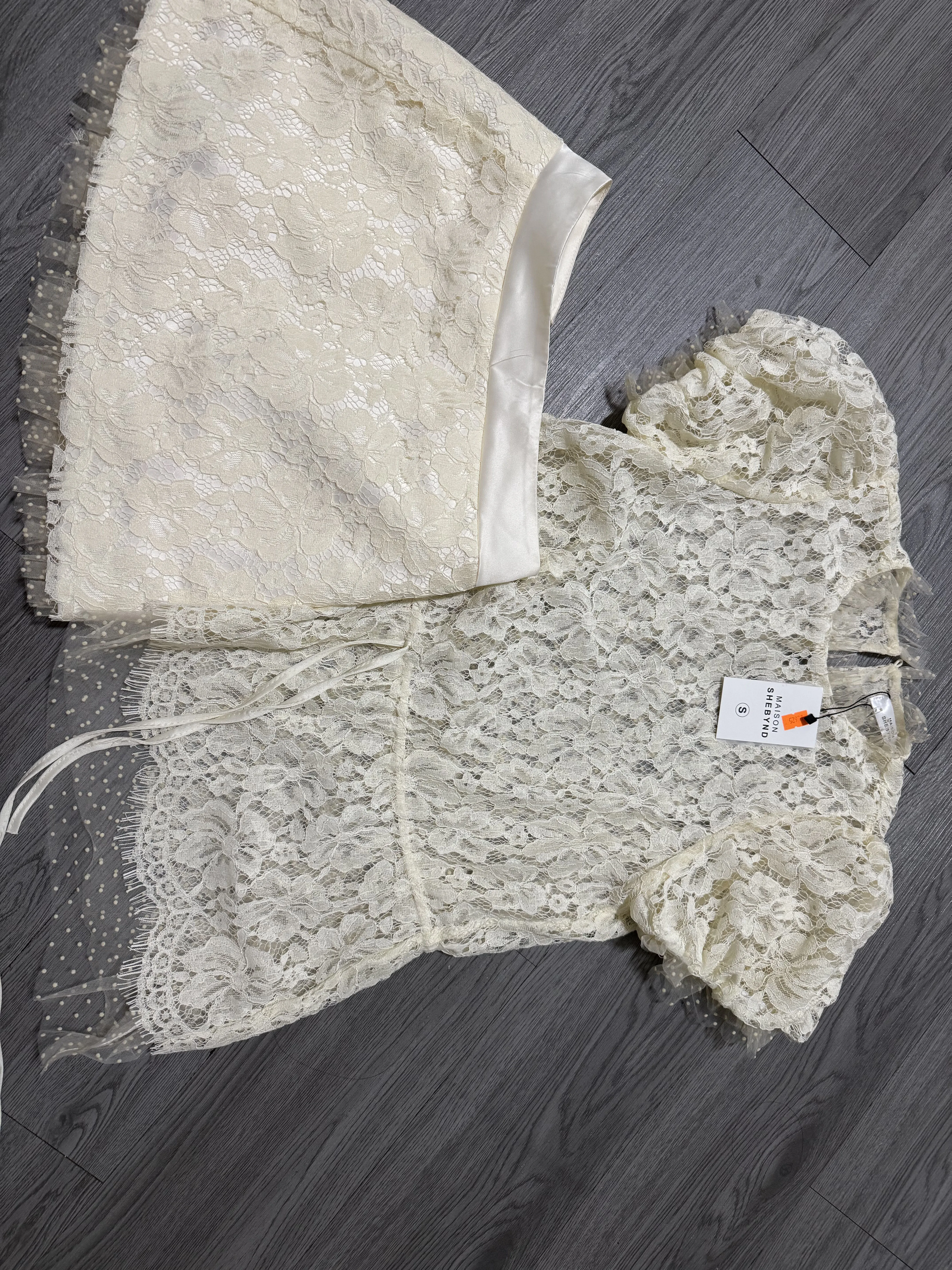 Sét ren  chất vải đẹp 999990