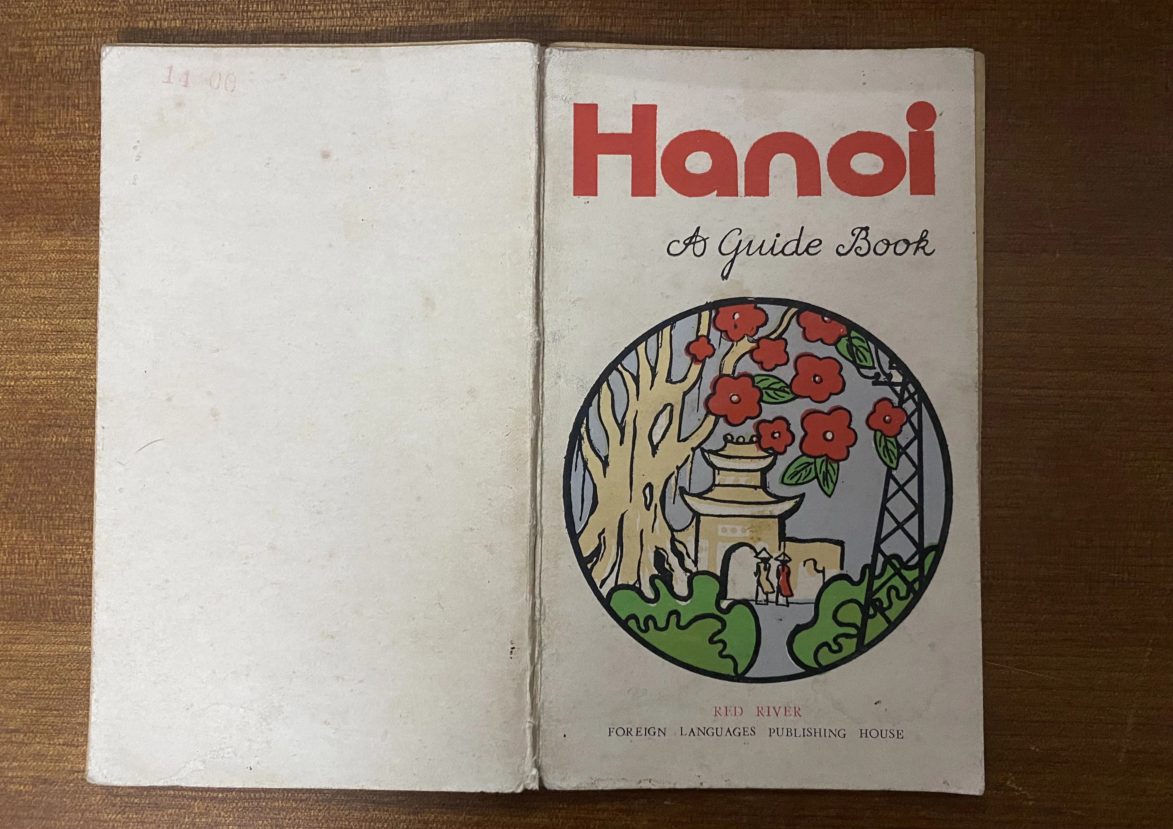 Hanoi A Guide Book- Nhà xuất bản Ngoại văn Red River, còn bản đồ