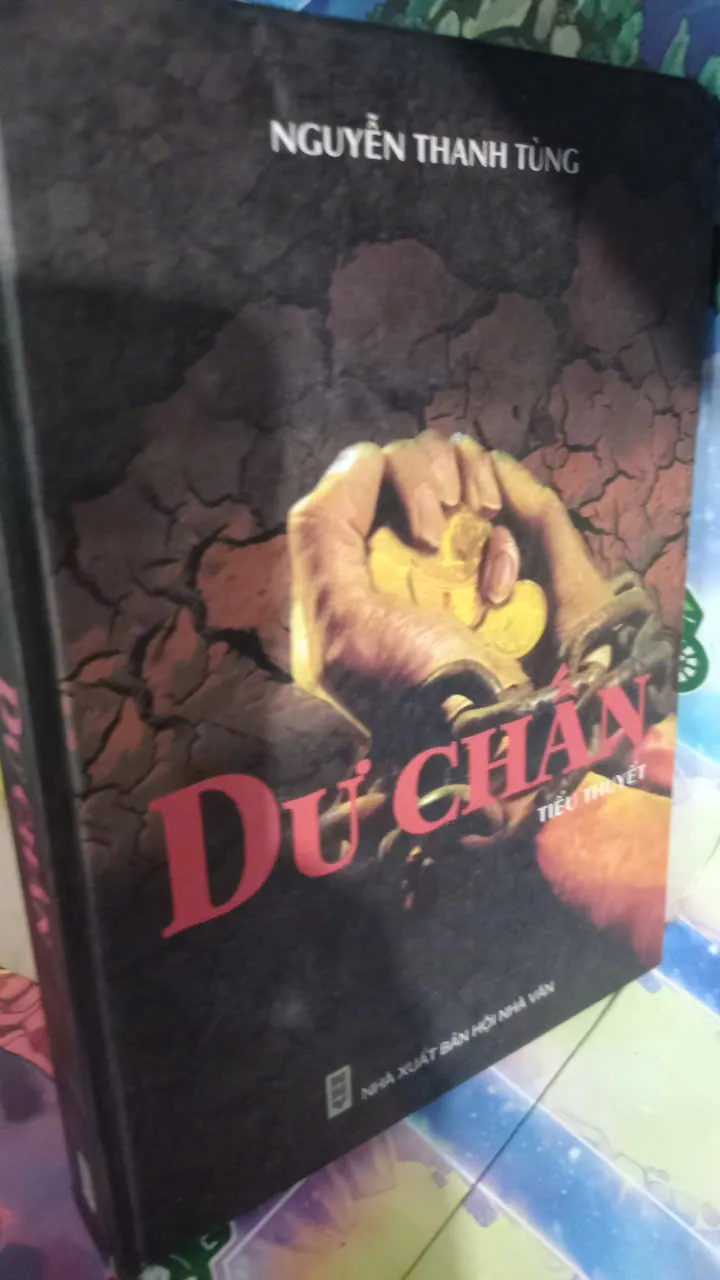 dư chấn - tiểu thuyết