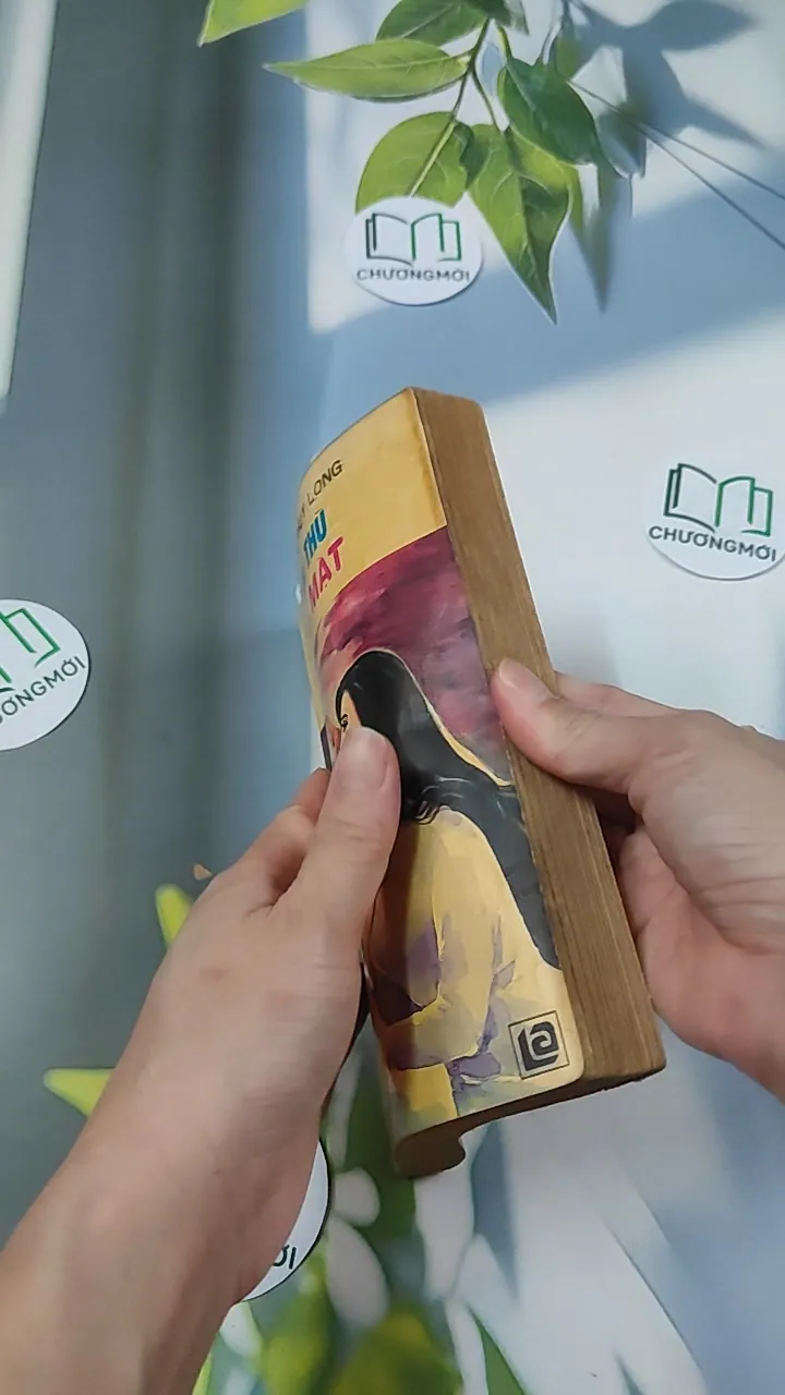 [XƯA] Tình Thù Đối Mặt (1990) - Nguyễn Thụy Long 776020