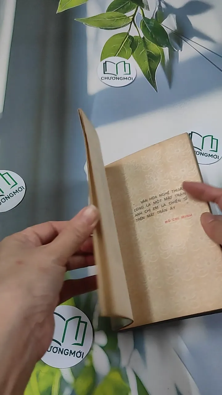 [MIỄN PHÍ BỌC SÁCH] [XƯA] Văn Hóa Nghệ Thuật (1976) 776019