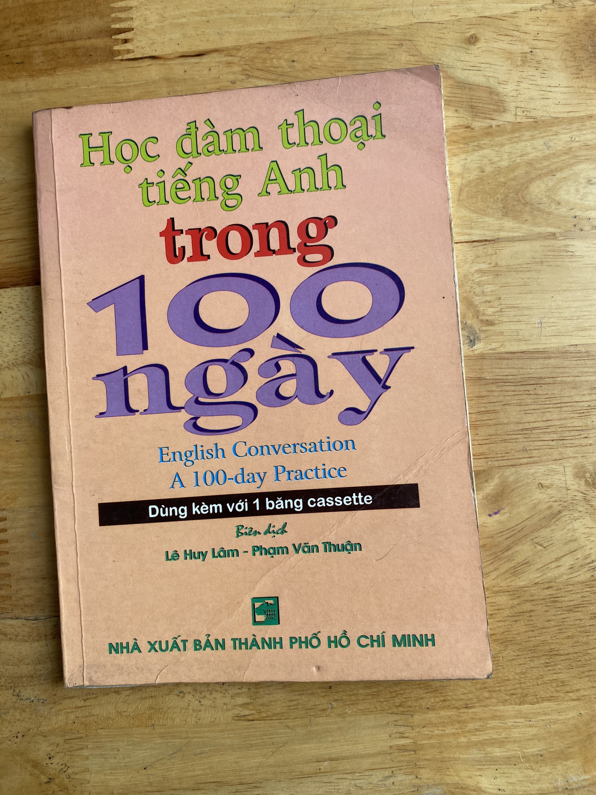 Học đàm thoại tiếng Anh 100 ngày + 120 mẩu chuyện vui Anh-Việt + Một buổi phỏng vấn tuyển 77395