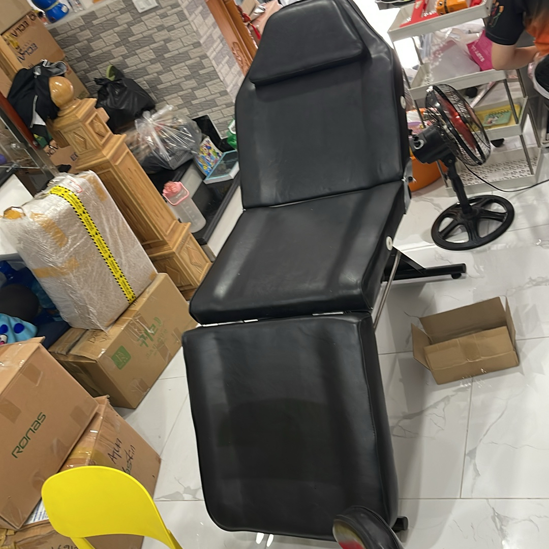 Ghế tiêm mới như hình chuyển nhà bán nhanh 1200k