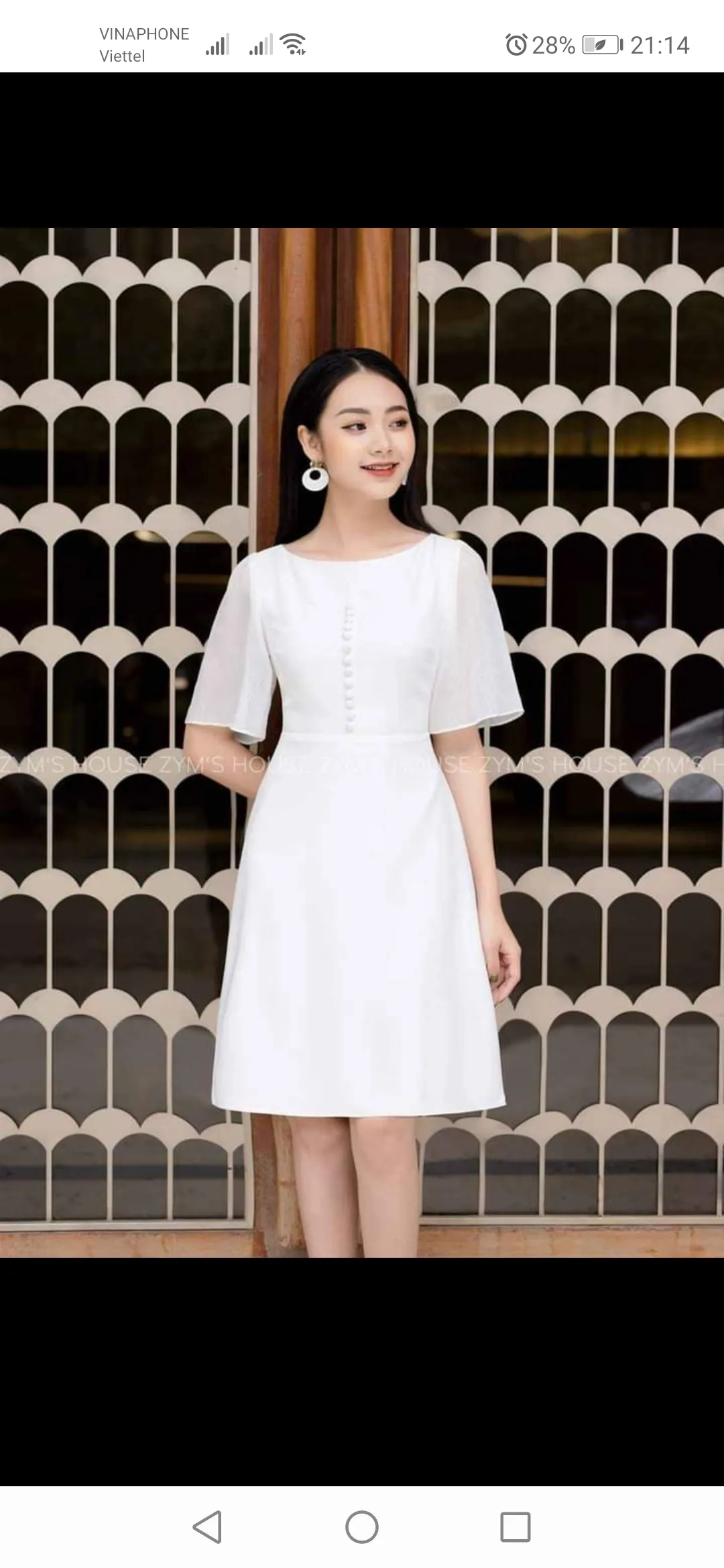 Váy trắng Zymhouse size S mới giặt phù hợp cho đi làm, cafe