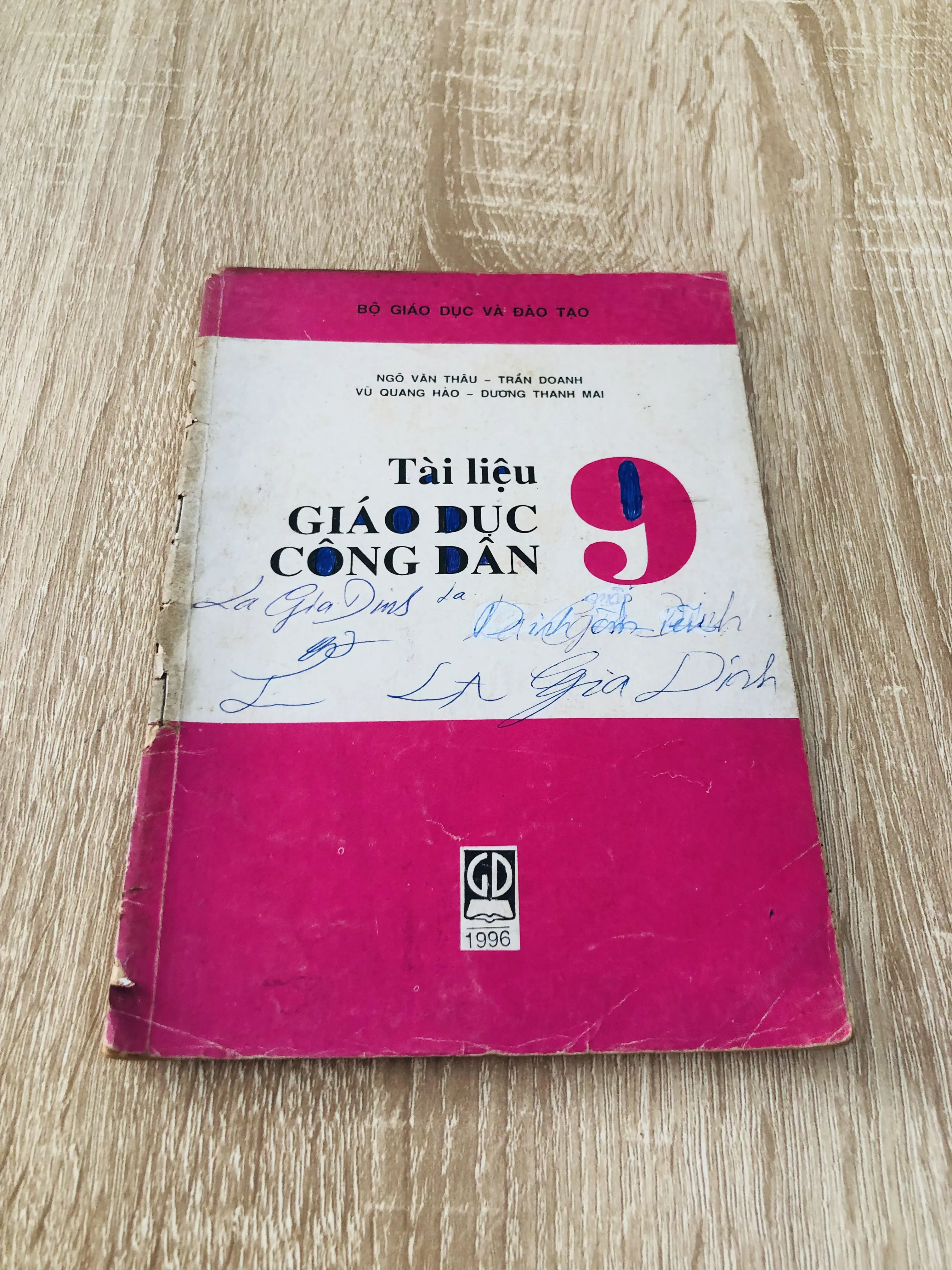 TÀI LIỆU GIÁO DỤC CÔNG DÂN 9