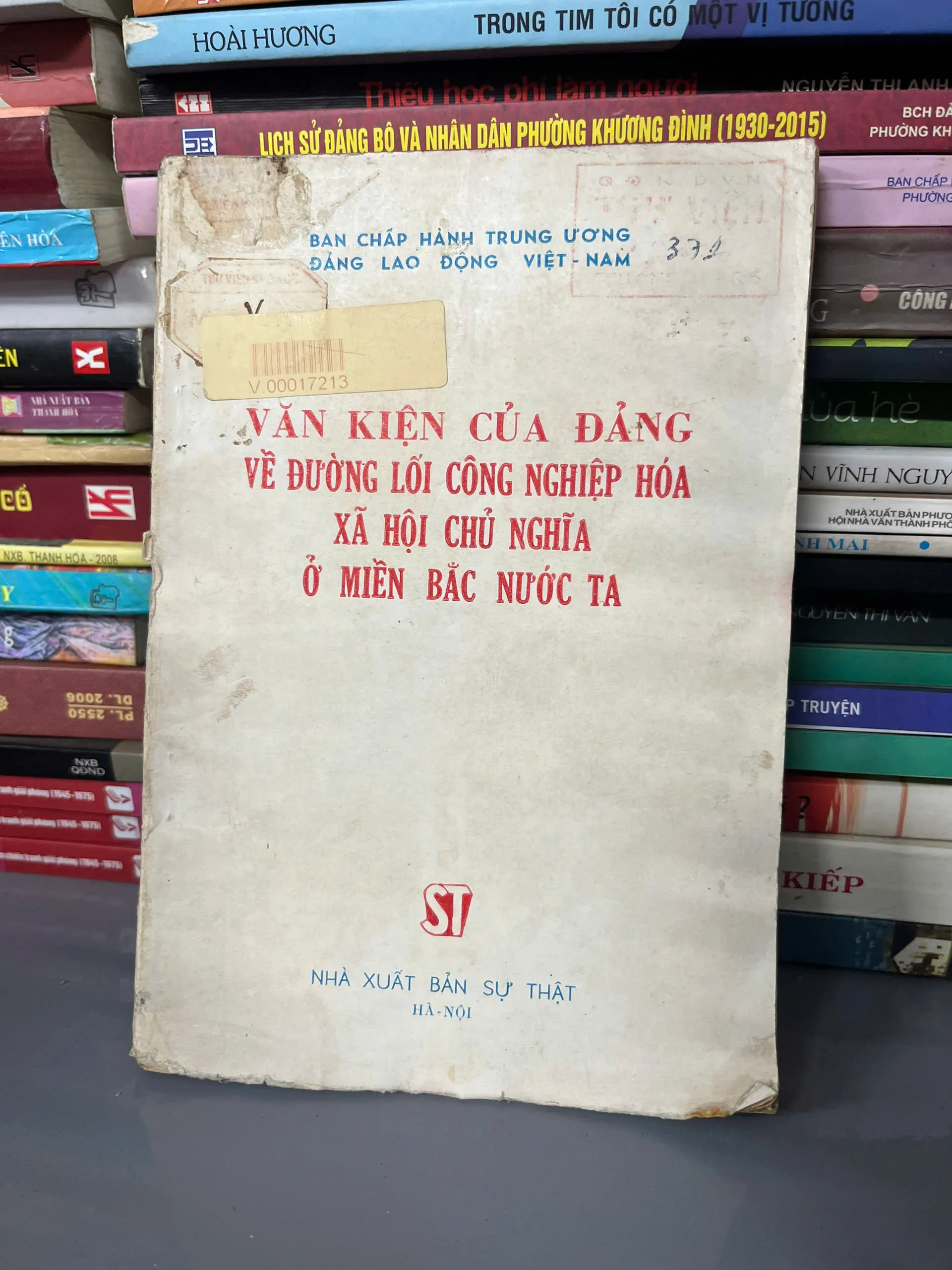 Văn kiện của Đảng về đường lối công nghiệp hóa xã hội chủ nghĩa ở miền Bắc nước ta