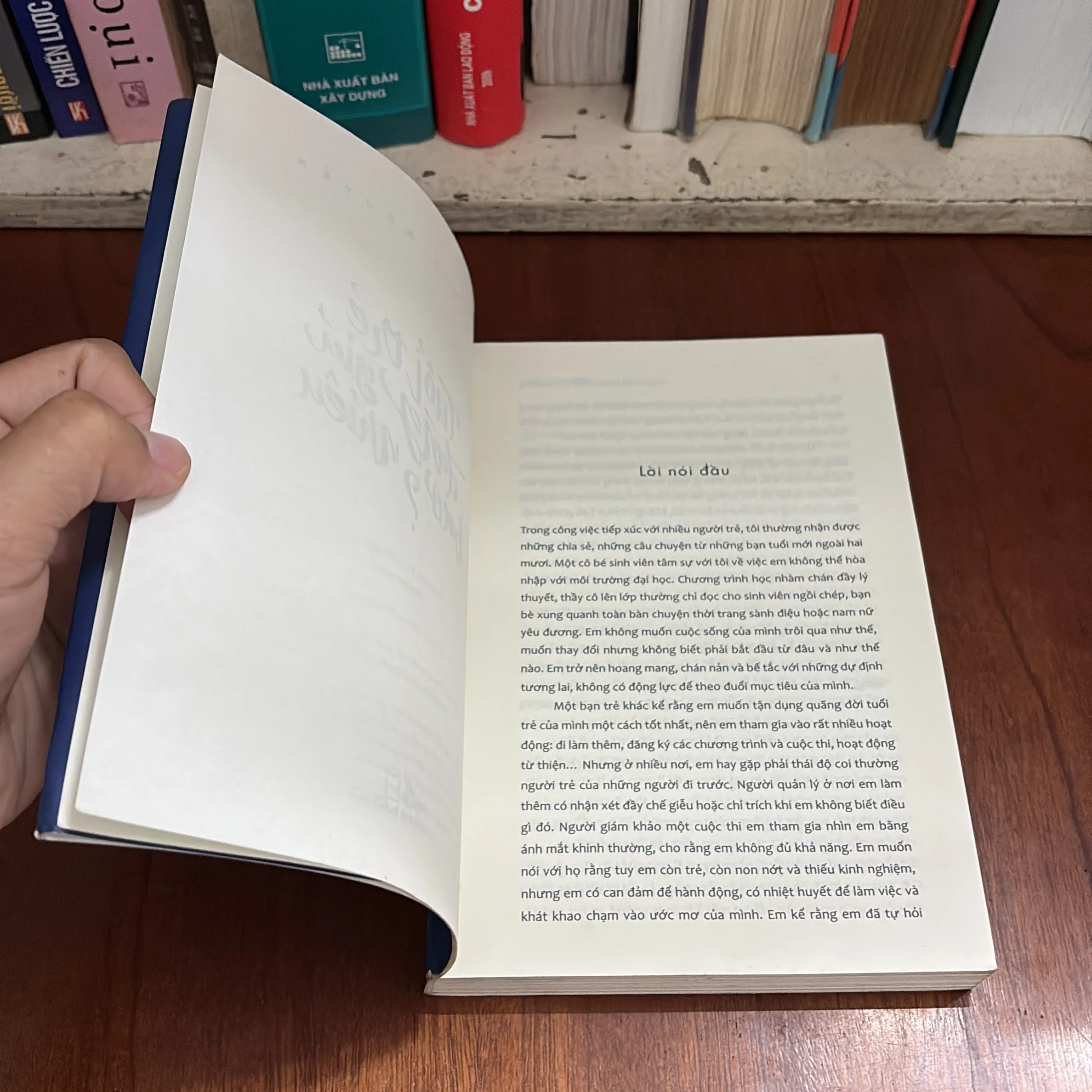 II Sách Kỹ Năng: Tuổi Trẻ Đáng Giá Bao Nhiêu? - ROSIE NGUYỄN - 2017 640133