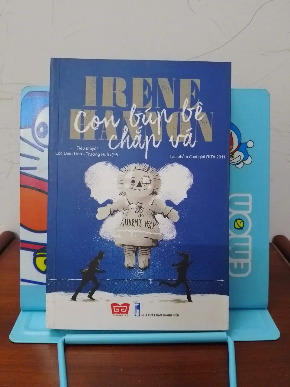 Sách: Con bút bê chắp vá - TG: 	 Irene Hannon