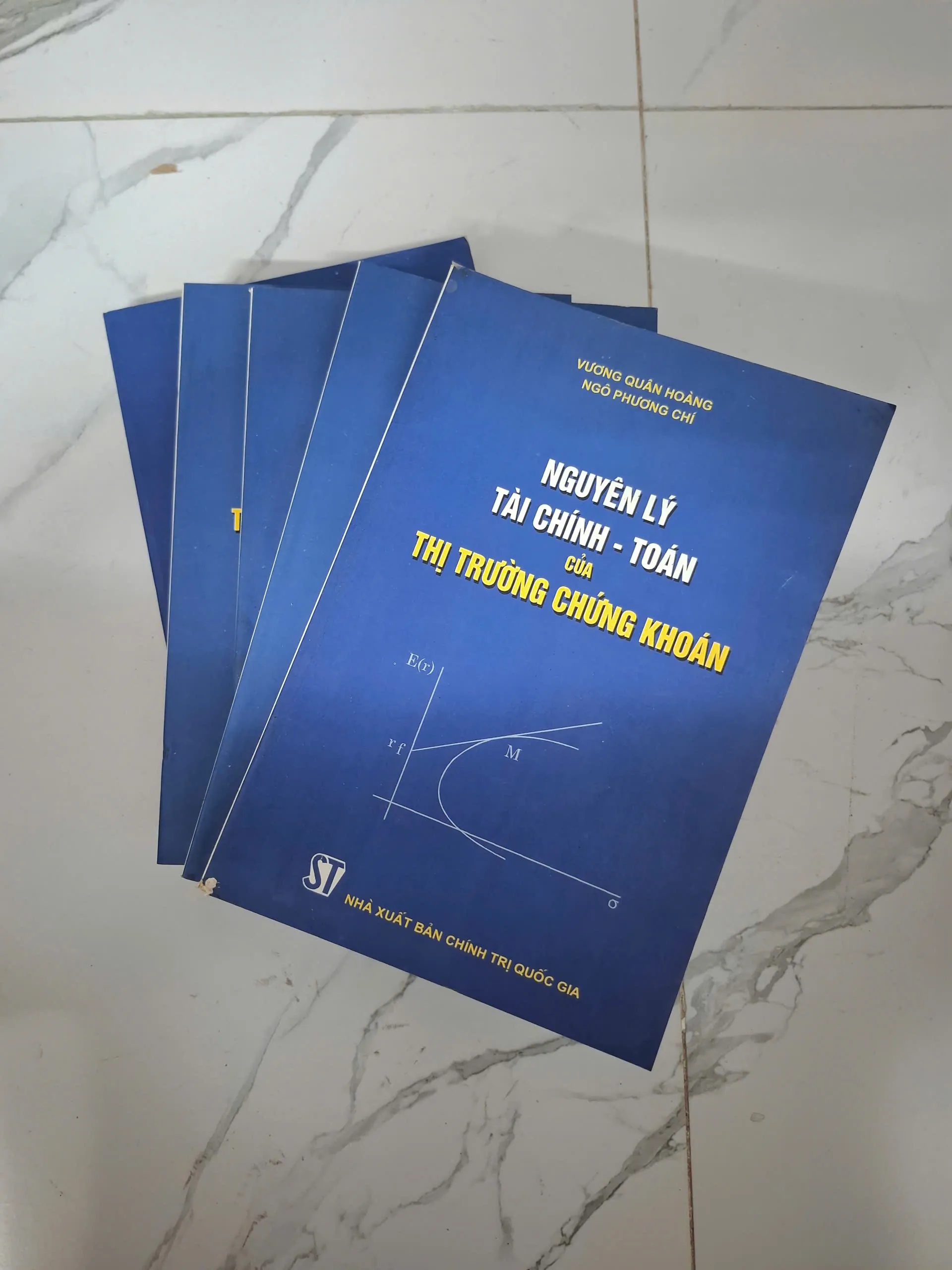Nguyên lý tài chính - toán của thị trường chứng khoán - Vương Quân Hoàng, Ngô Phương Chí