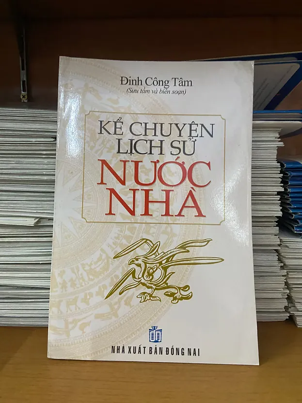 Kể chuyện lịch sử nước nhà - Đinh Công Tâm