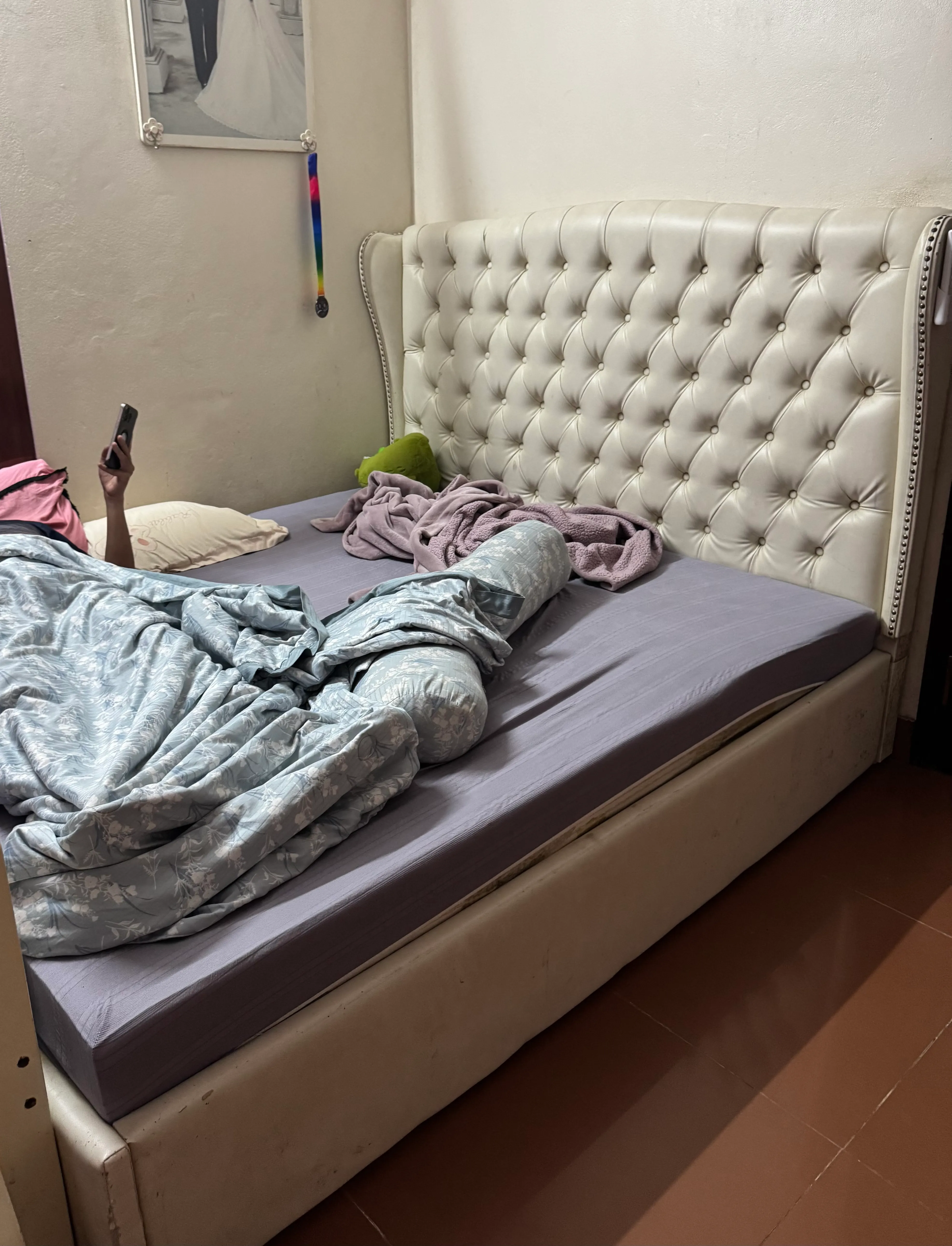 Bàn trang điểm cổ điển màu trắng chất liệu gỗ sơn bóng 739081