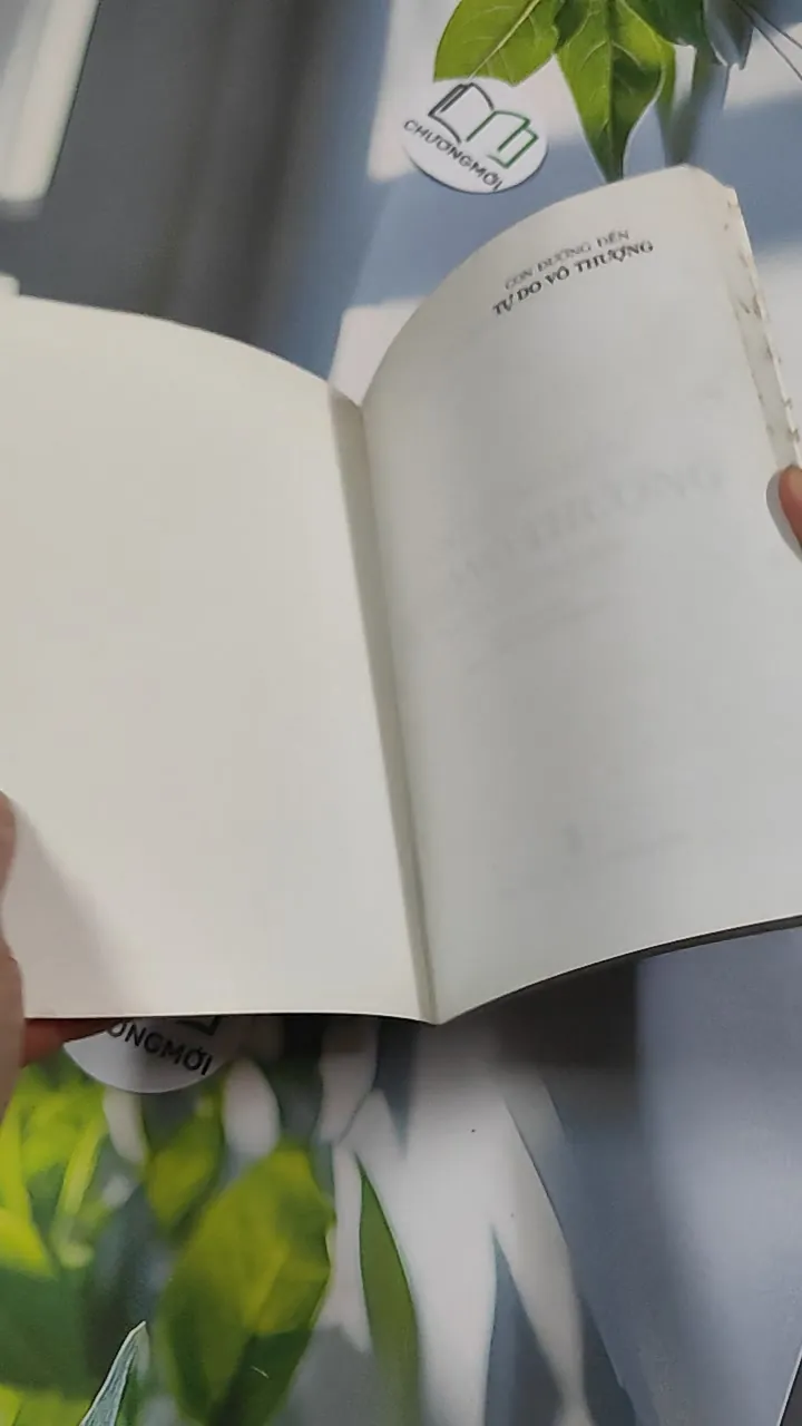 Con Đường Đến Tự Do Vô Thượng - Đạt Lai Lạt Ma XIV 776186