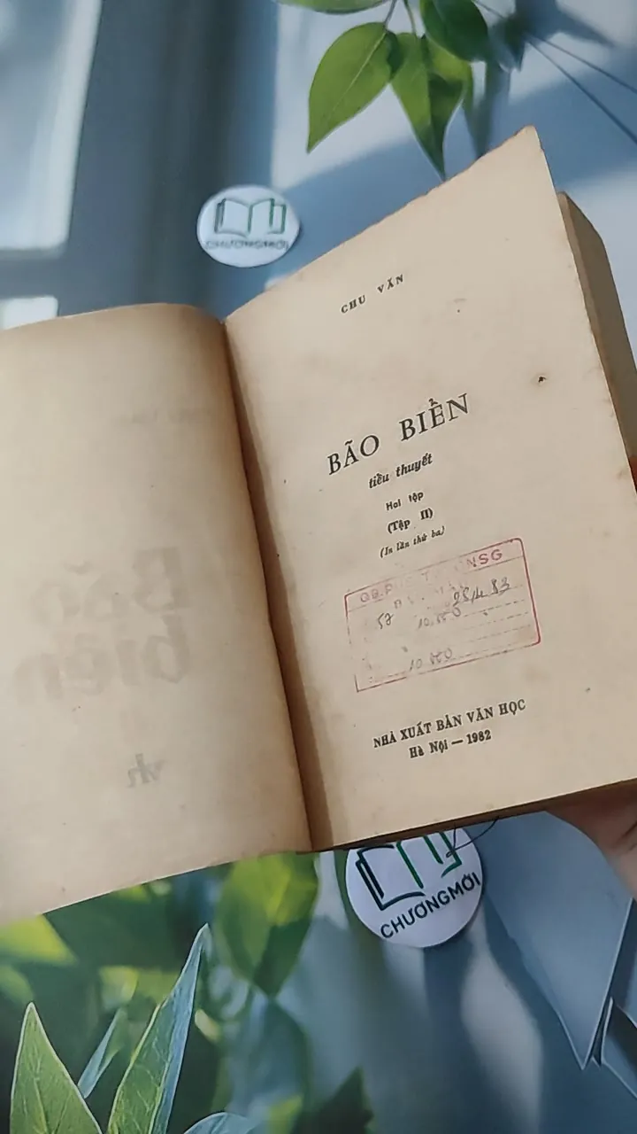 [MIỄN PHÍ BỌC SÁCH] [XƯA] Bộ Bão Biển 1, 2 (1982) - Chu Văn 997622