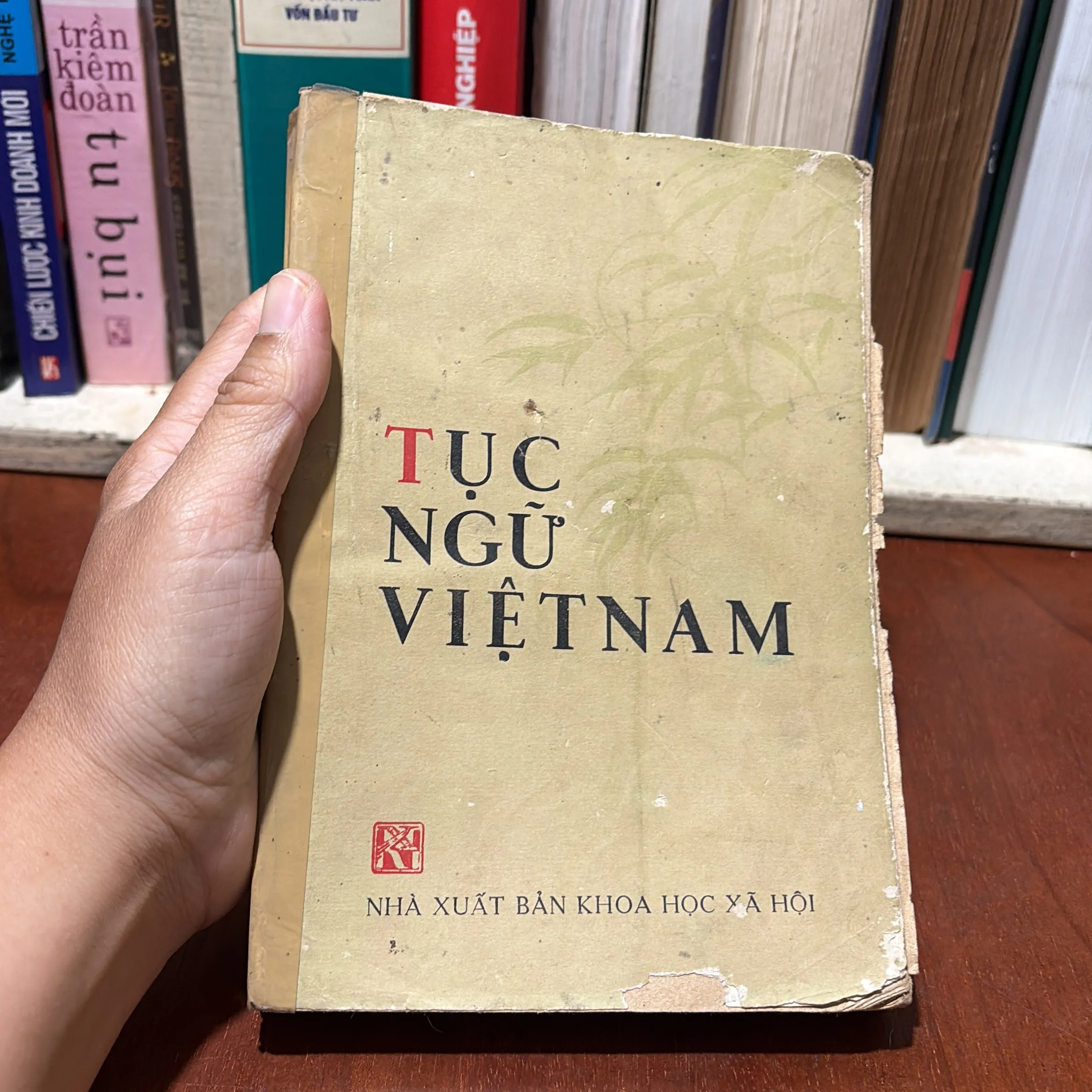 II Sách Xưa: Tục Ngữ Việt Nam - 1975