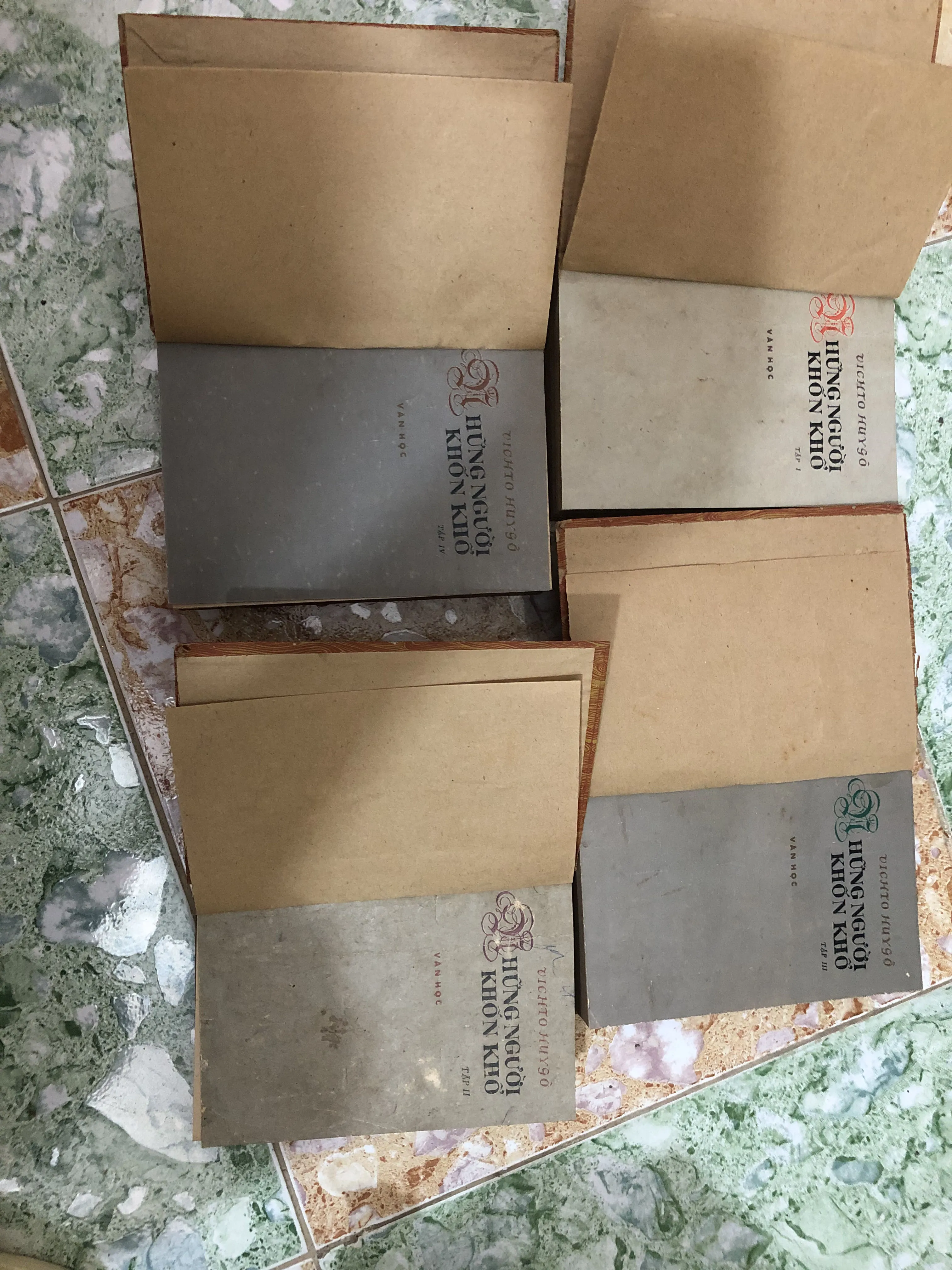 những người khốn khổ victo huygo