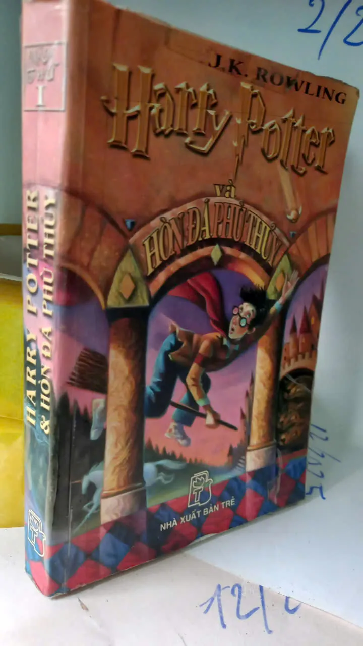 harry porter và hòn đá phù huỷ tập 1
