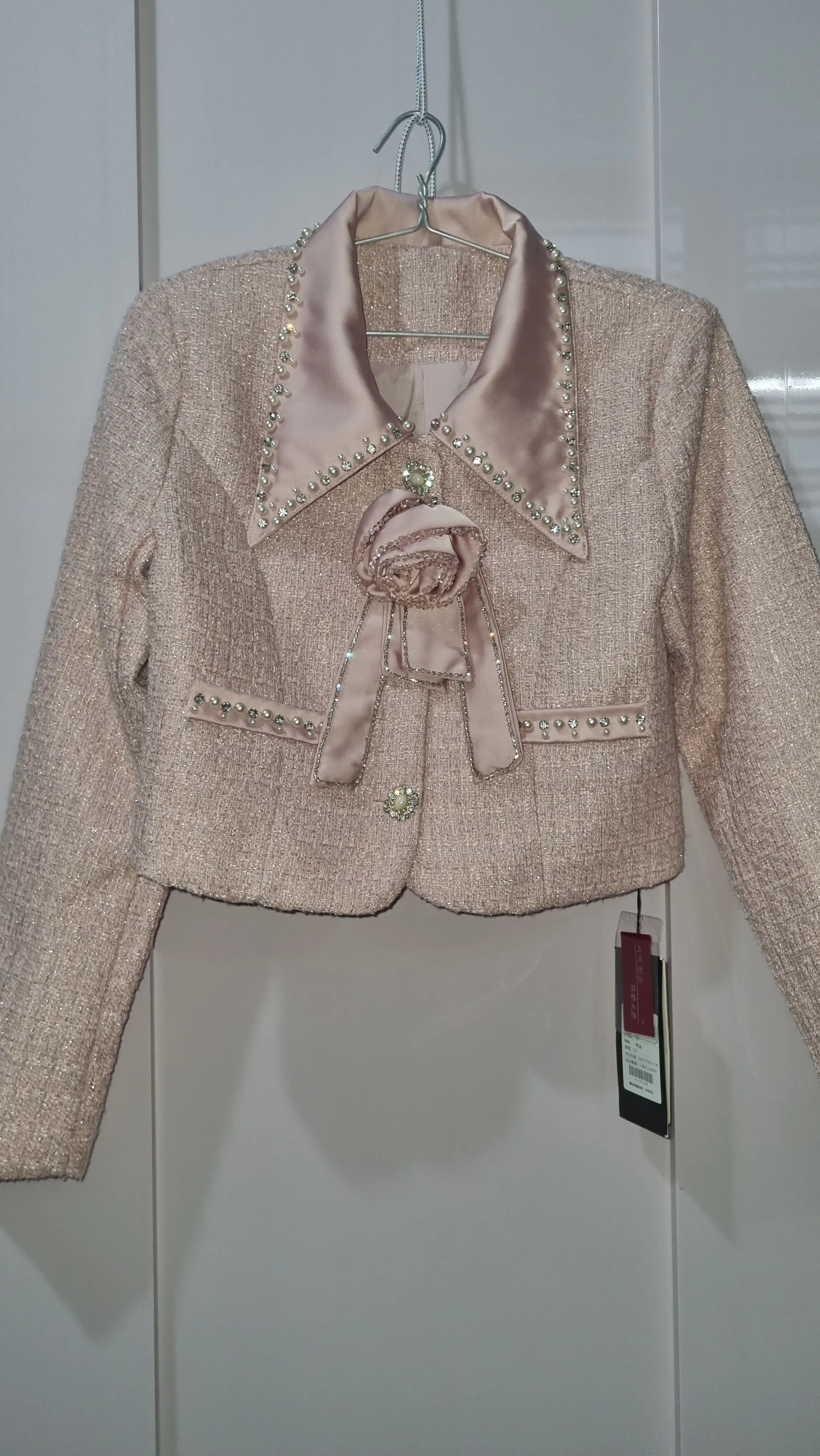 Set dạ tweed nữ phối đính ngọc trai, tông màu hồng nhạt, phong cách nữ tính 745637