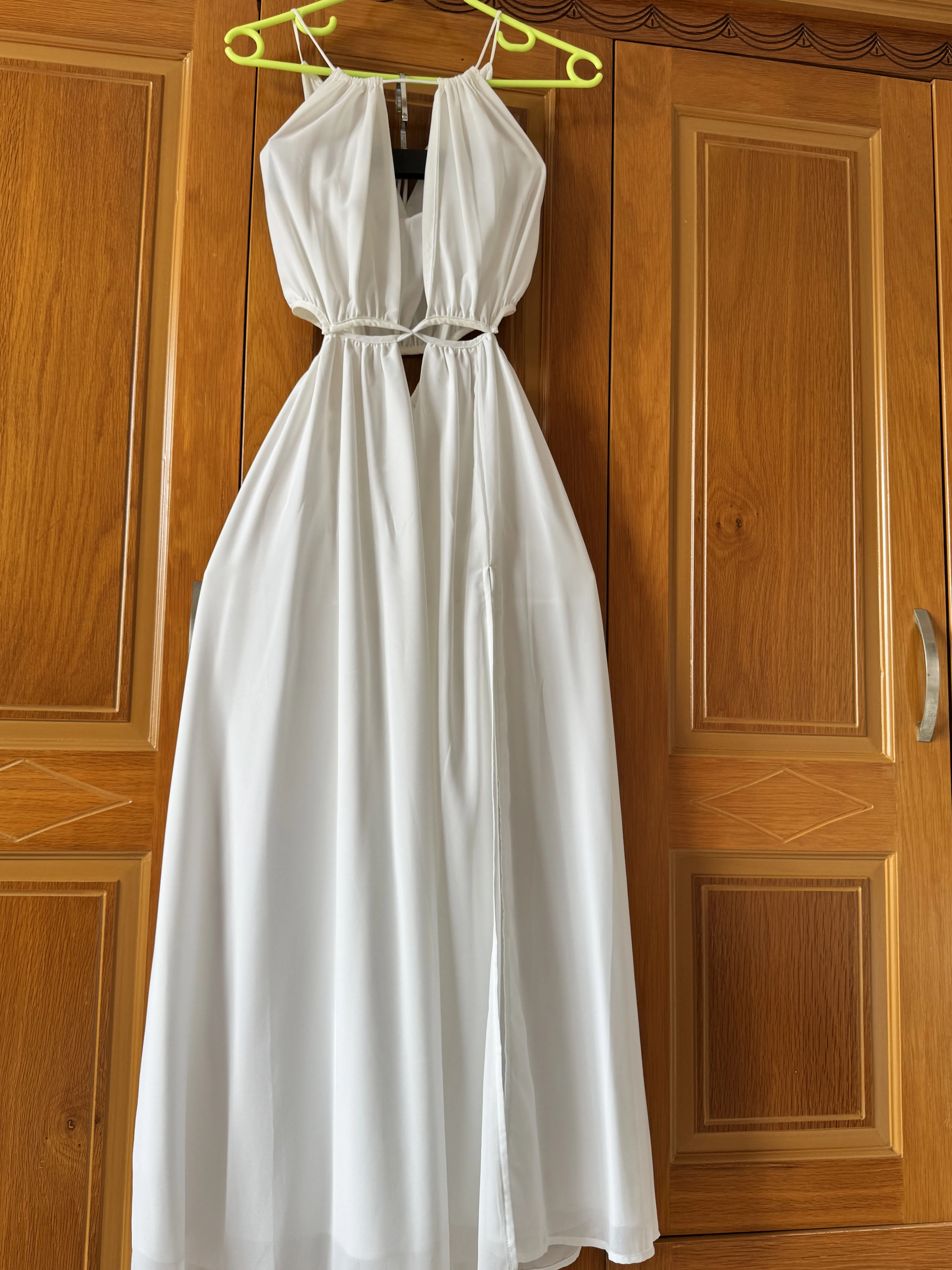 Váy dài đi biển mới mặc 1 2 lần 1005101