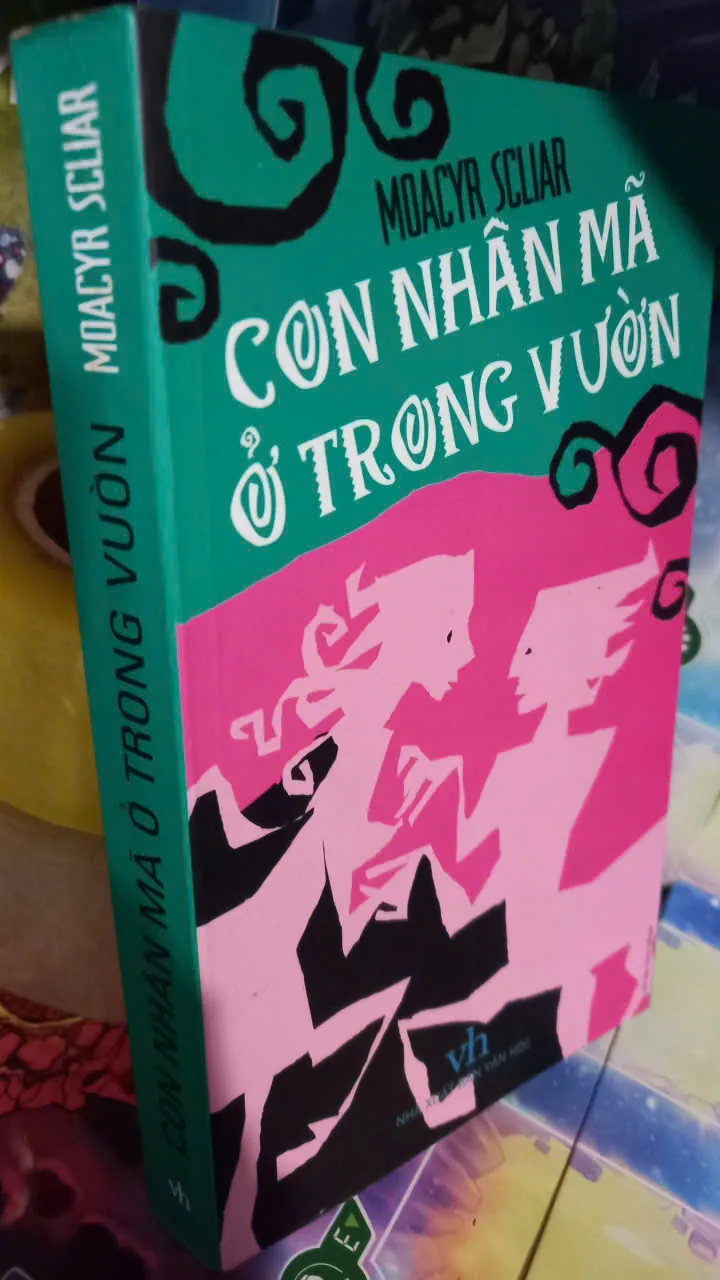 con nhân mã trong vườn