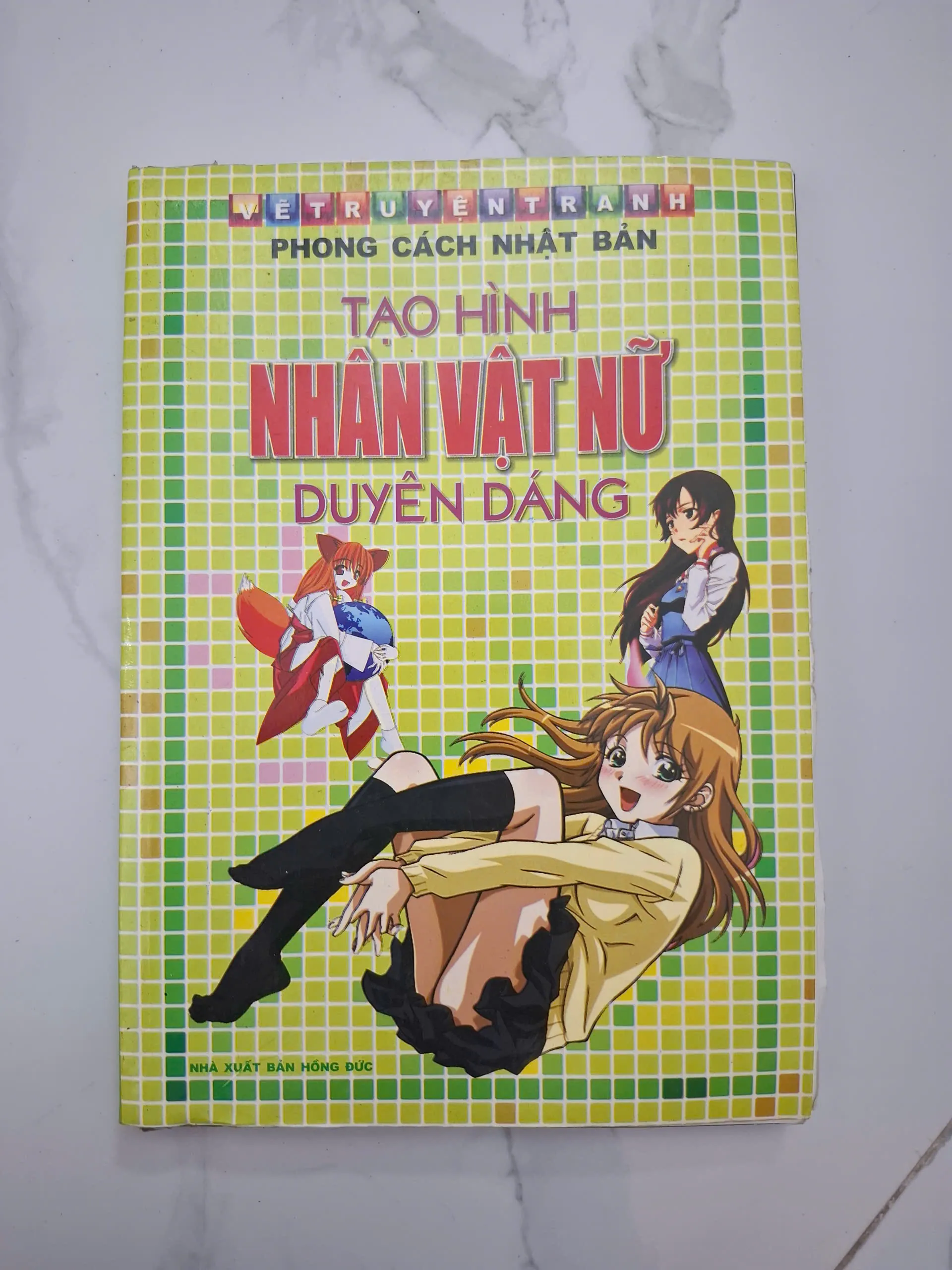 Tạo hình nhân vật nữ duyên dáng - (Nhiều tác giả) - Sách hướng dẫn hội họa