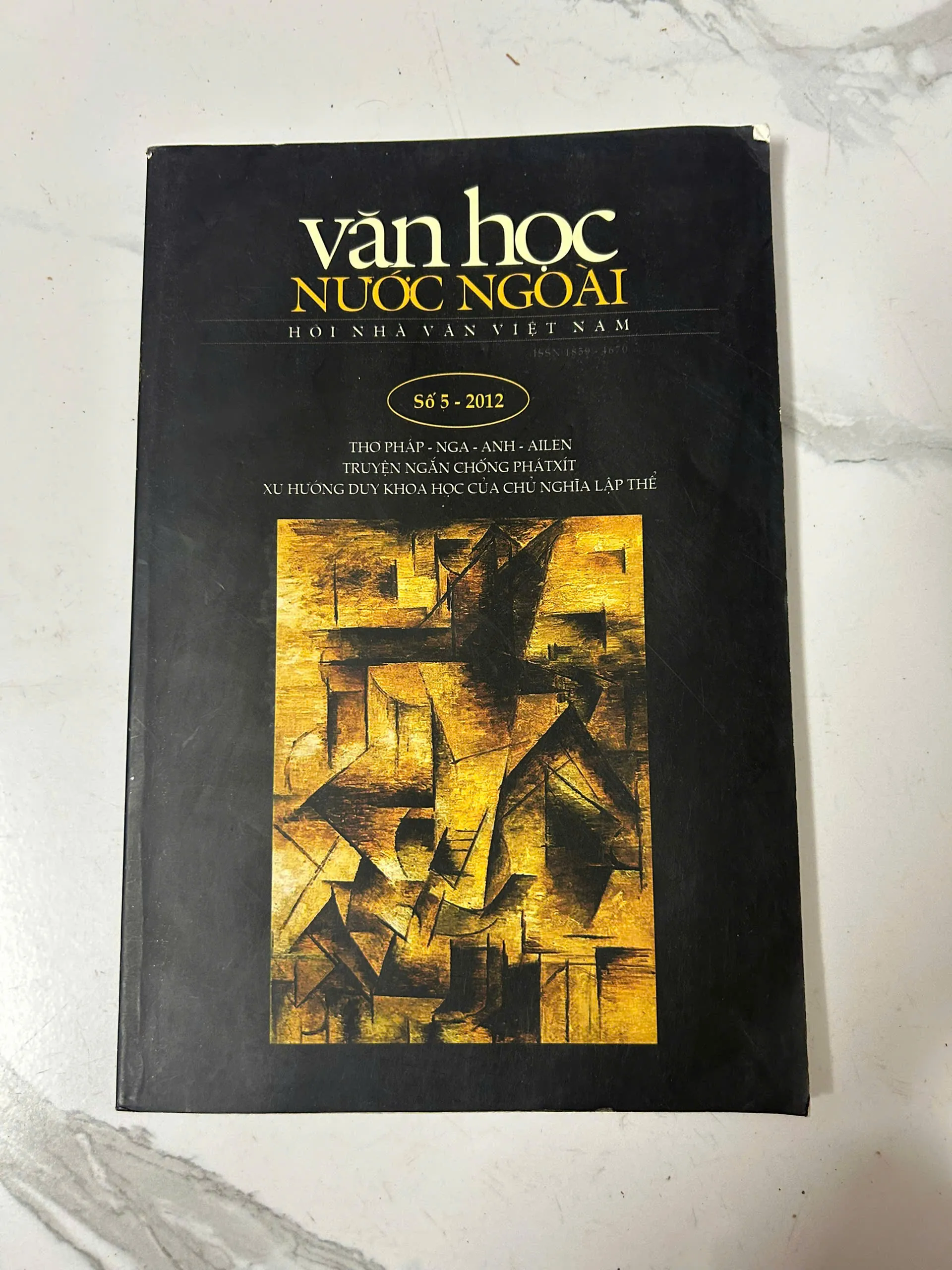 Tạp chí Văn học nước ngoài (Số 5 - 2012) – Hội Nhà văn Việt Nam