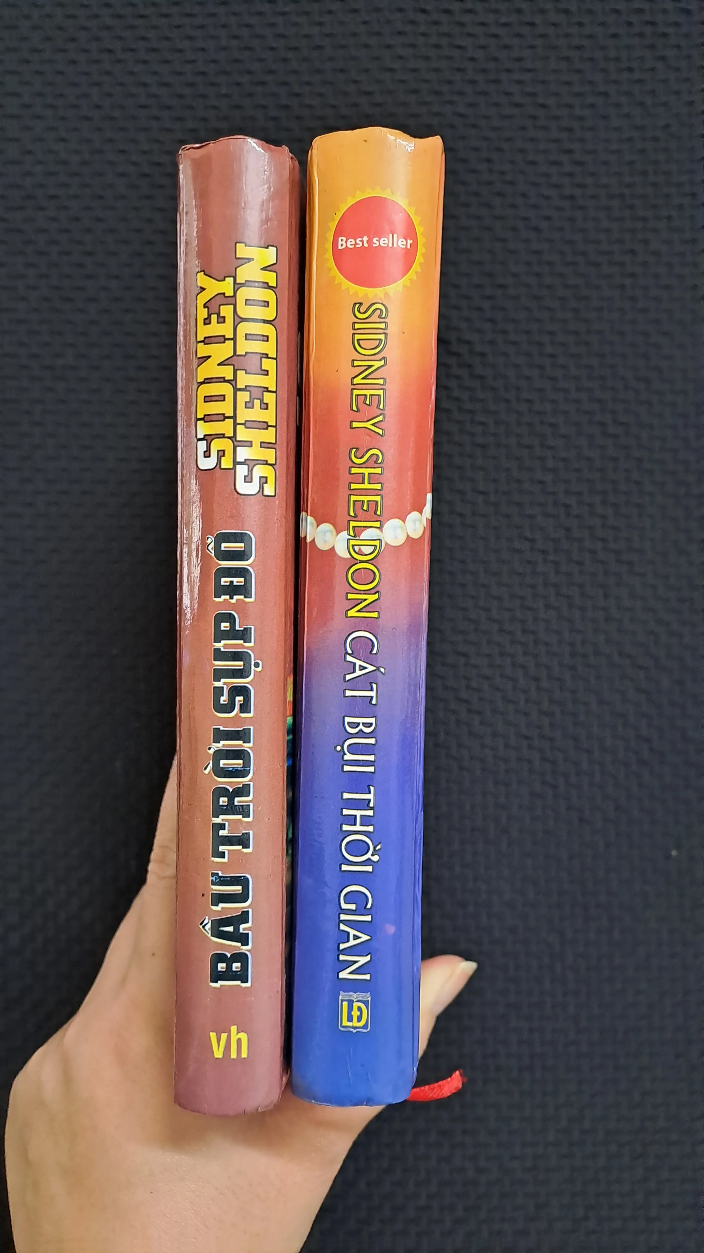 Combo Bầu trời sụp đổ + Cát bụi thời gian ( tác giả Sidney Sheldon) 1027194