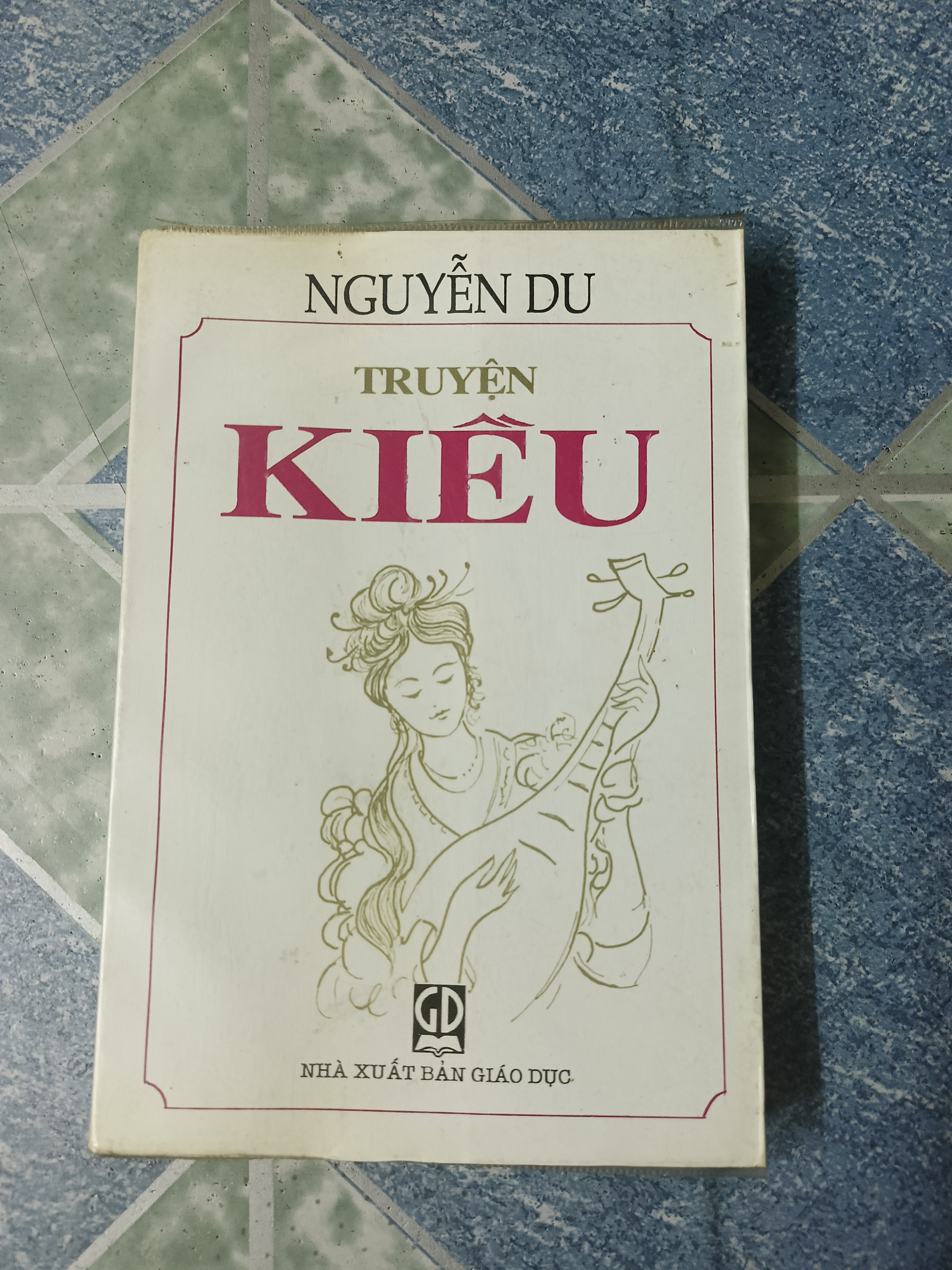 Truyện Kiều ( có phụ bản màu) - Nguyễn Du