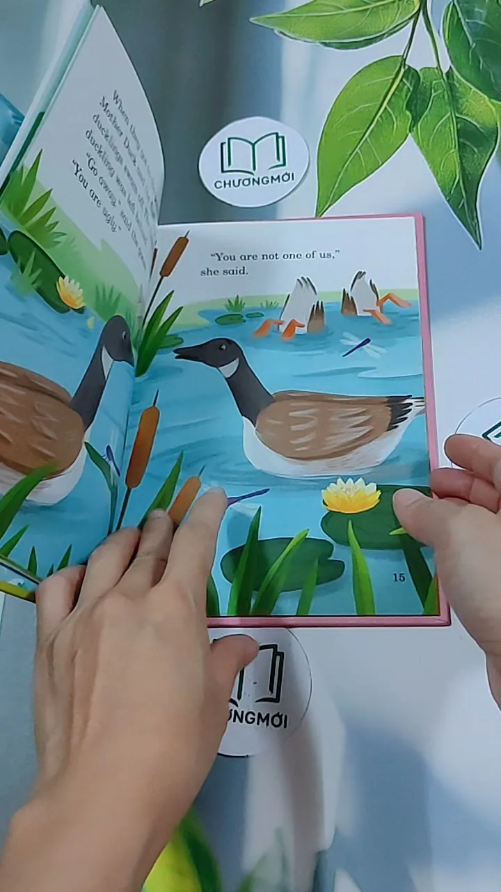 First Readers: The Ugly Duckling - Hans Christian Andersen 634455