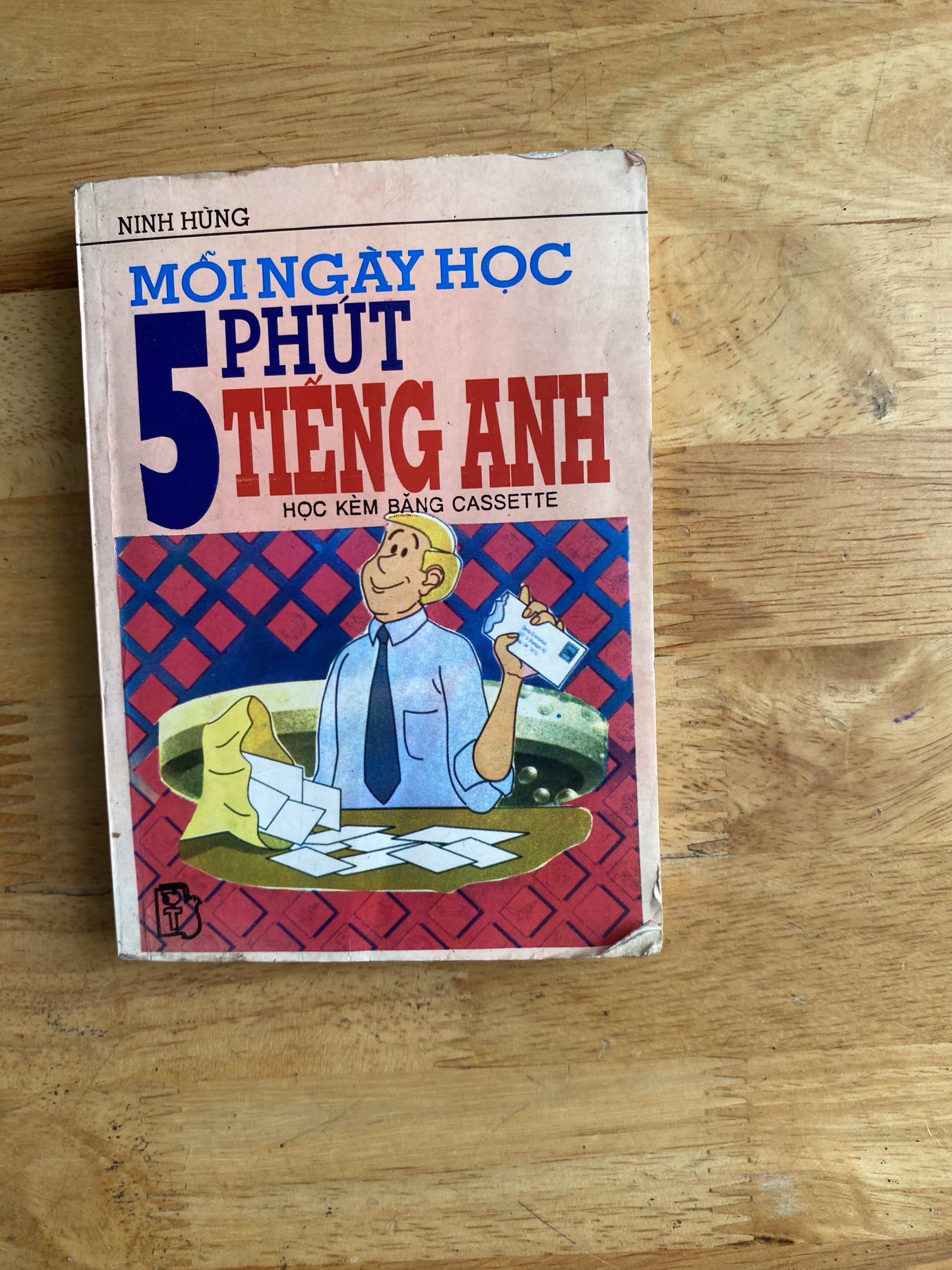 Học đàm thoại tiếng Anh 100 ngày + 120 mẩu chuyện vui Anh-Việt + Một buổi phỏng vấn tuyển 77395