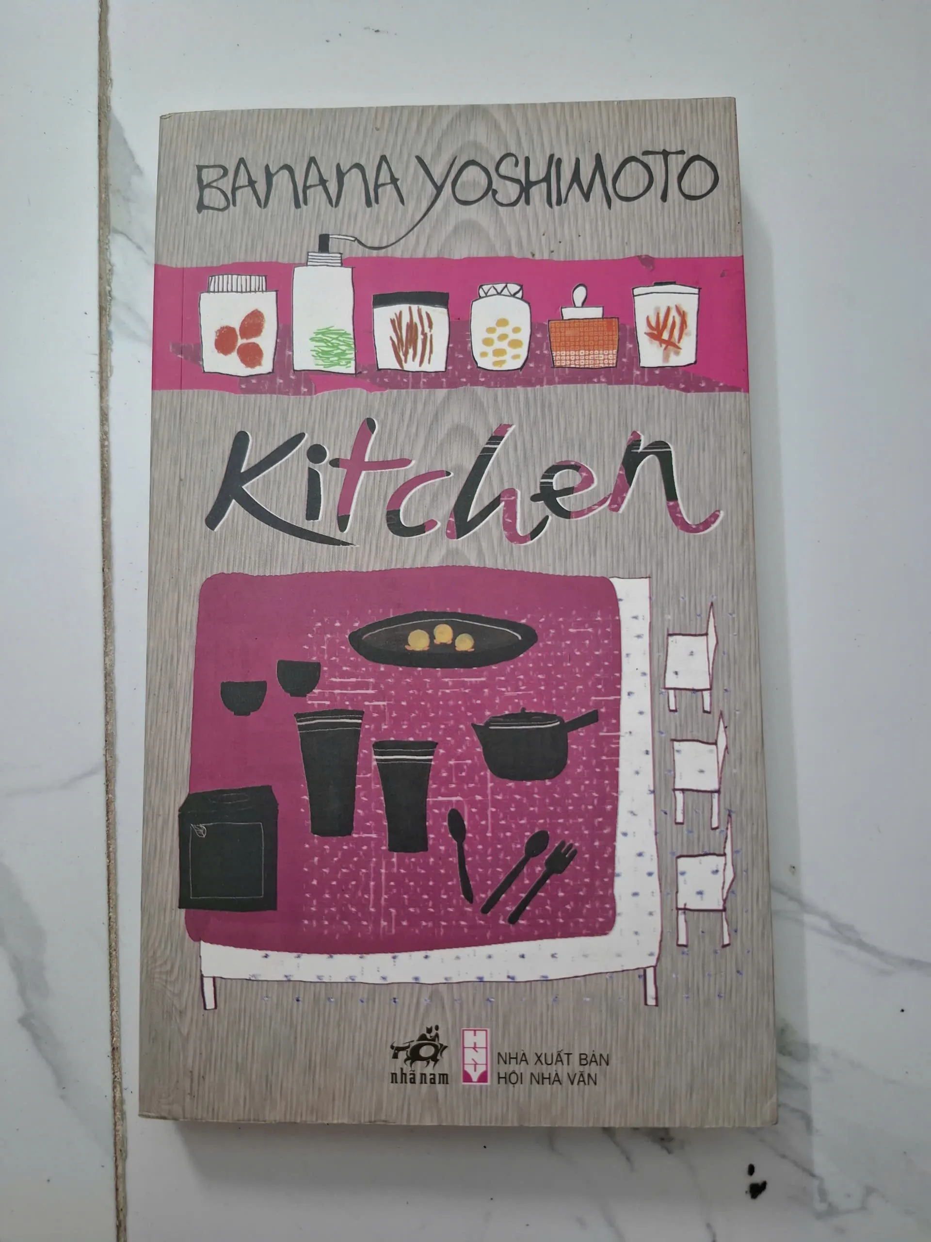 Kitchen - Banana Yoshimoto - Tiểu thuyết/Văn học Nhật Bản
