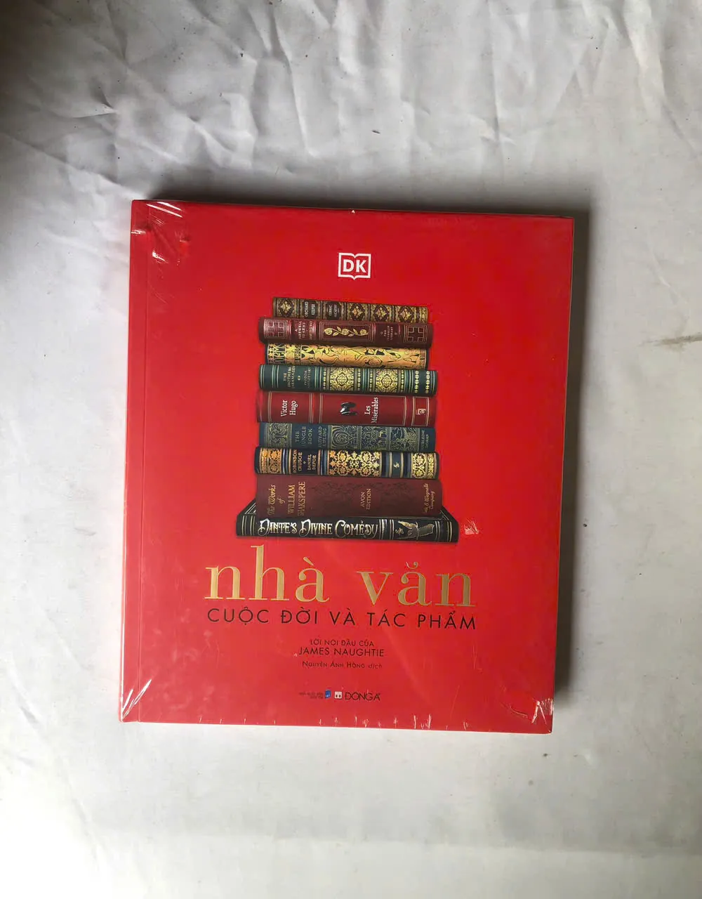 Nhà văn: Cuộc đời và tác phẩm | DK