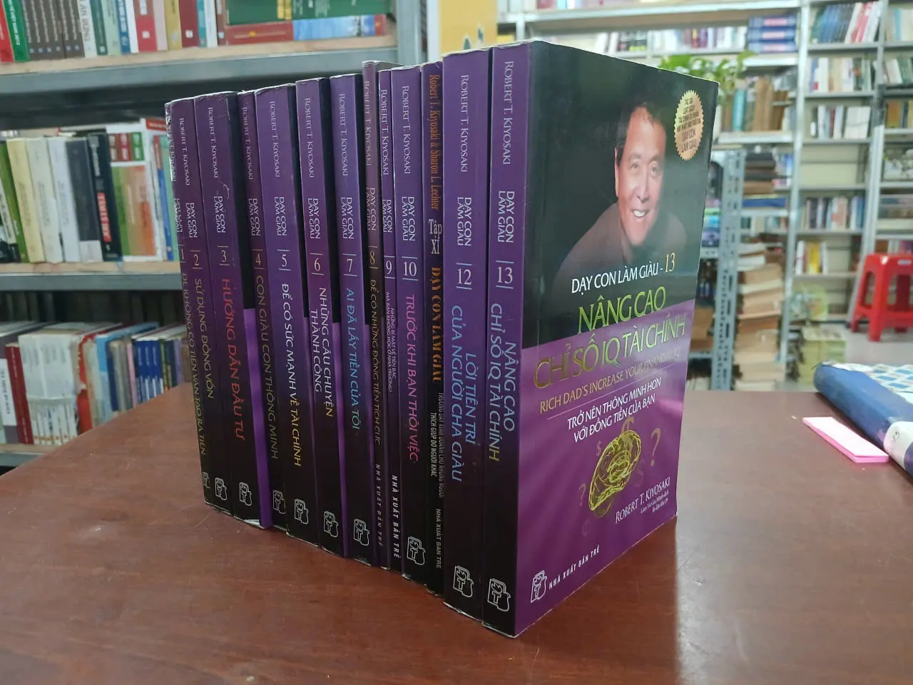 DẠY CON LÀM GIÀU (TRỌN BỘ 13 TẬP) - ROBERT T. KIYOSAKI (Lâm Vũ Gia Minh dịch) 757638