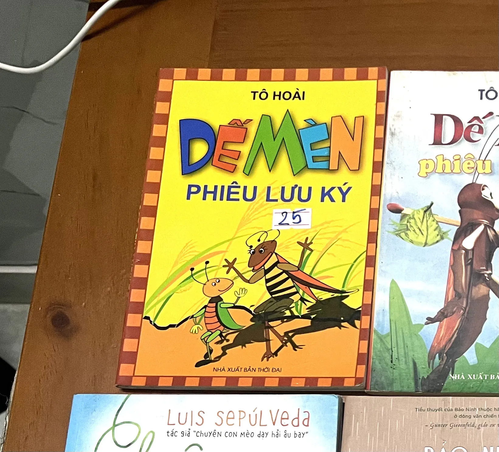 Dế mèn phiêu lưu ký