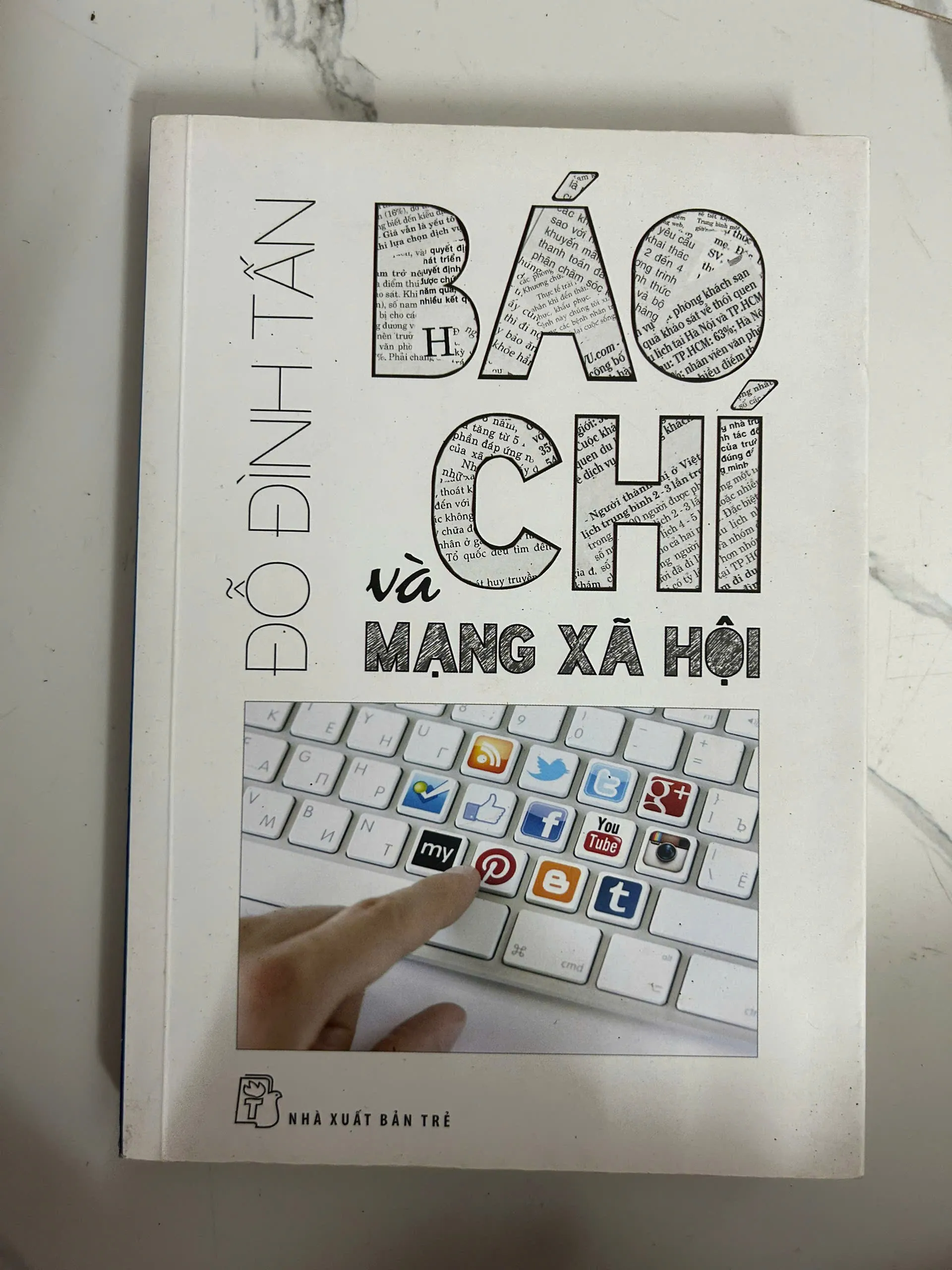 Báo chí và mạng xã hội - Đỗ Đình Tấn - Báo chí, Truyền thông
