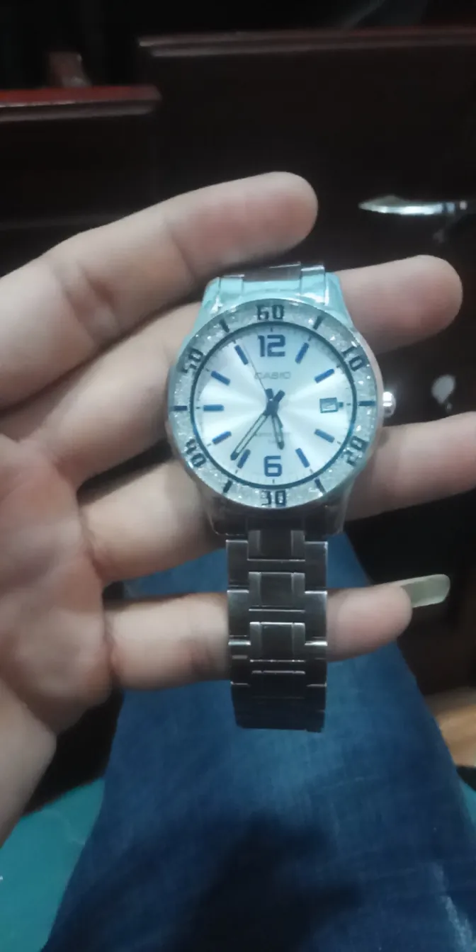 Đồng hồ nữ Casio dây kim loại mặt tròn phong cách thể thao