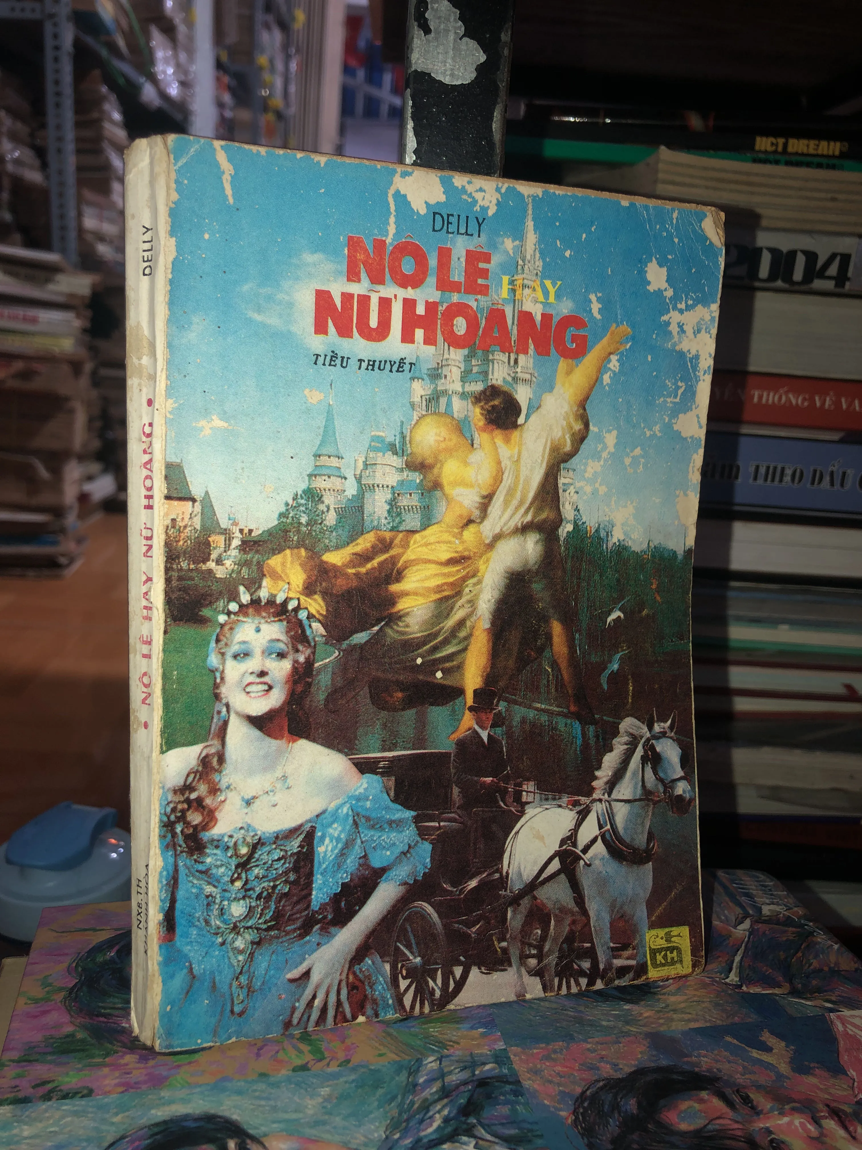 Nô lệ hay nữ hoàng - Delly