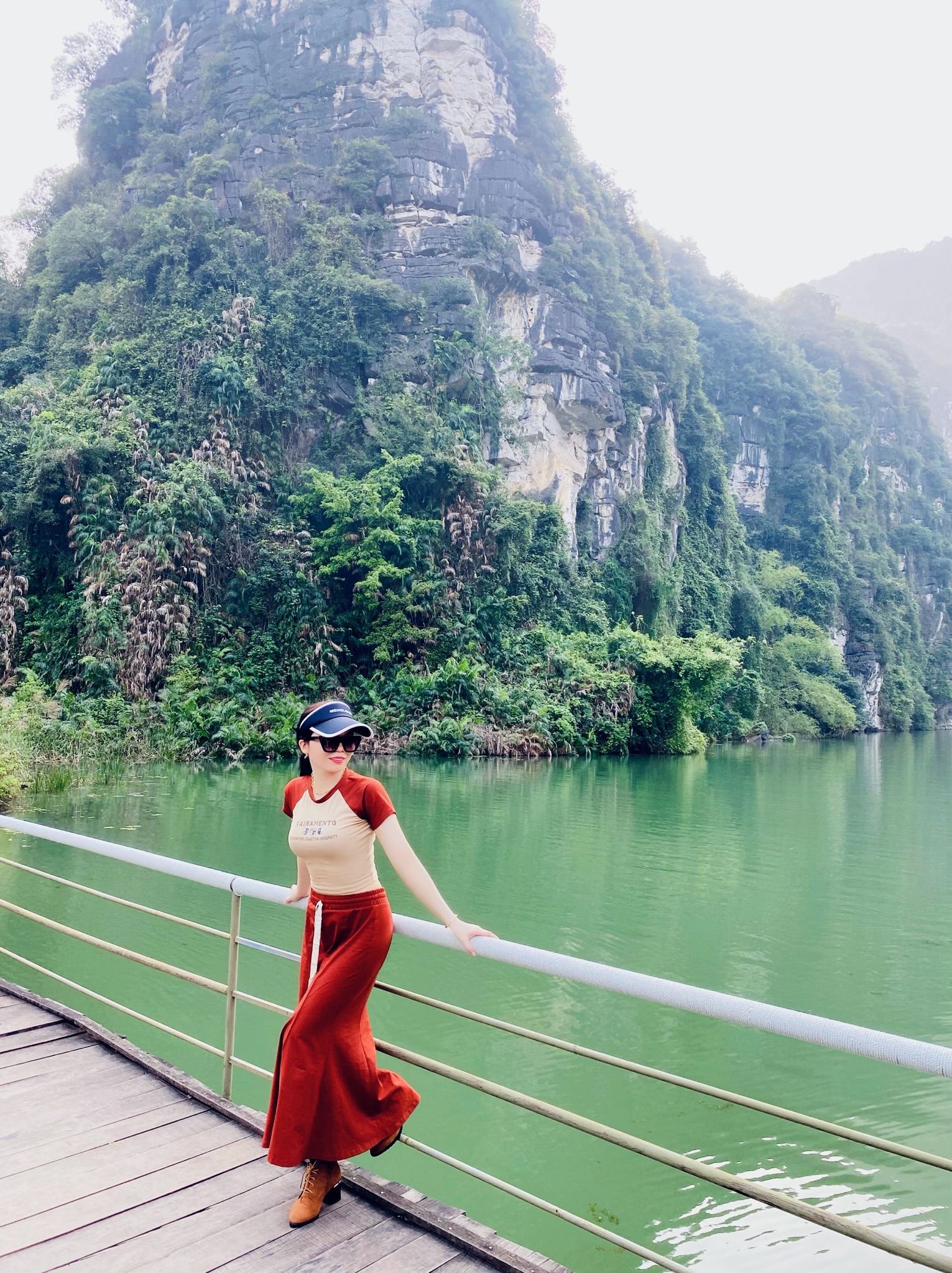 đầm, set chân váy + áo, áo croptop + quần jean 181209