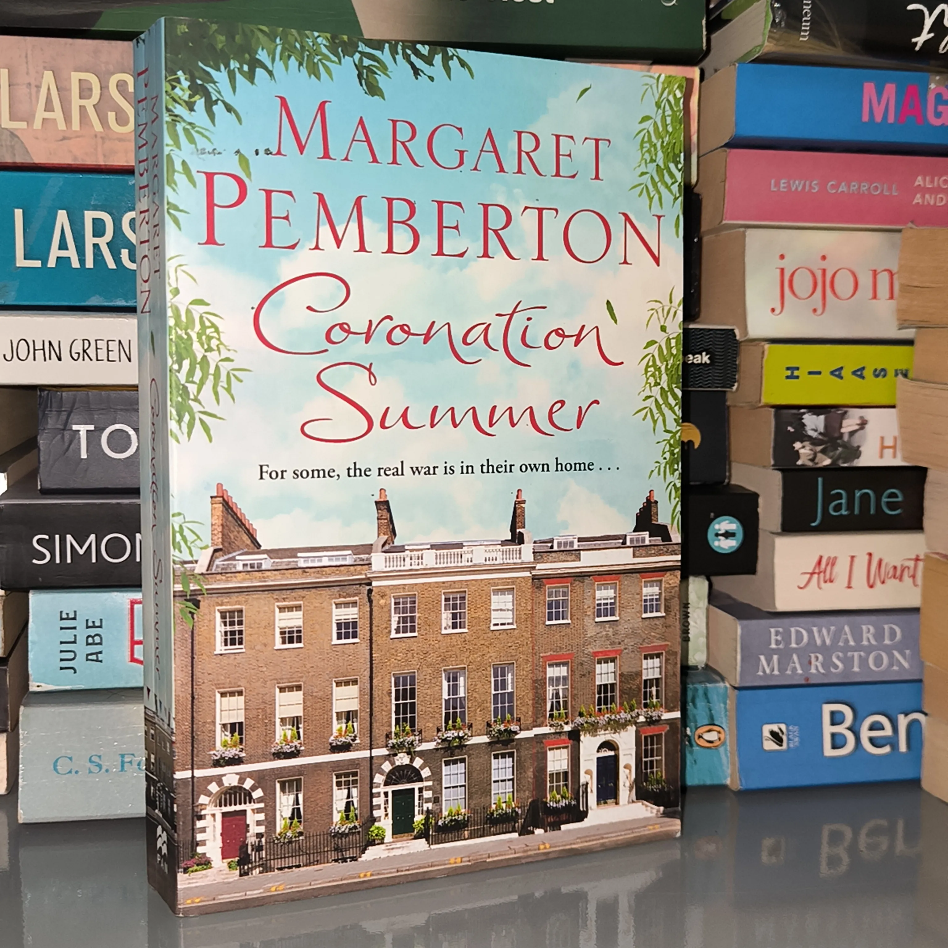 Ngoại văn cũ giá rẻ Coronation Summer